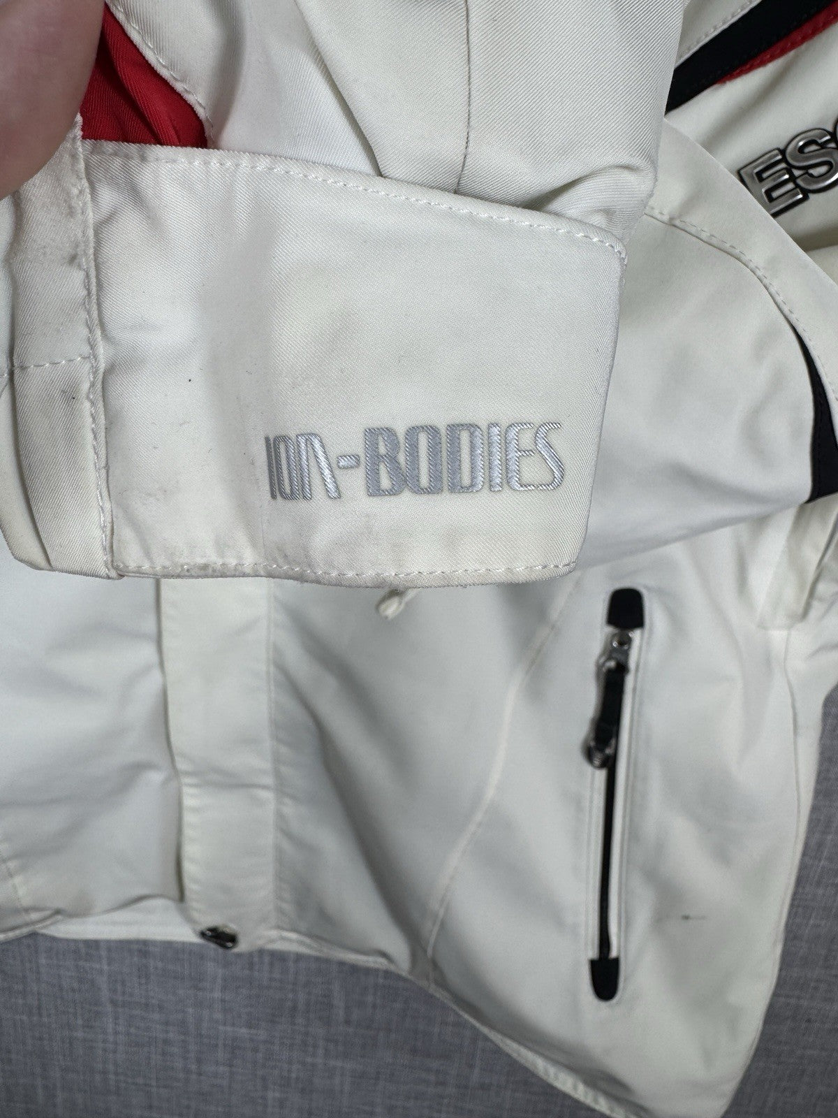 Vintage Descente Ski Snow Jacket Mens Ion Bodies Titan Thermo Airdrive White L