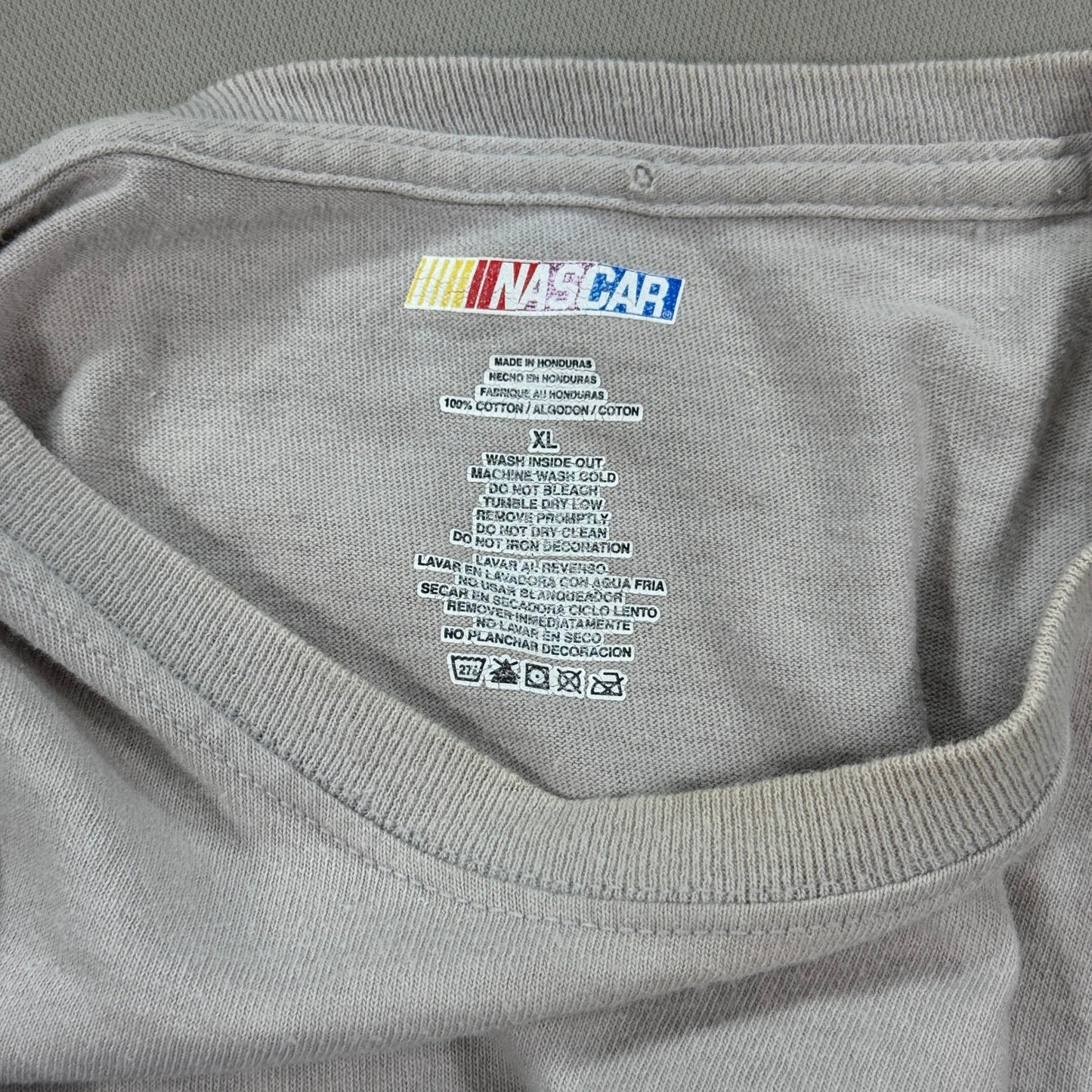 Vintage NASCAR Shirt Jimmie Johnson Lowe's Racing #48 Mens XL Gray Graphic Print