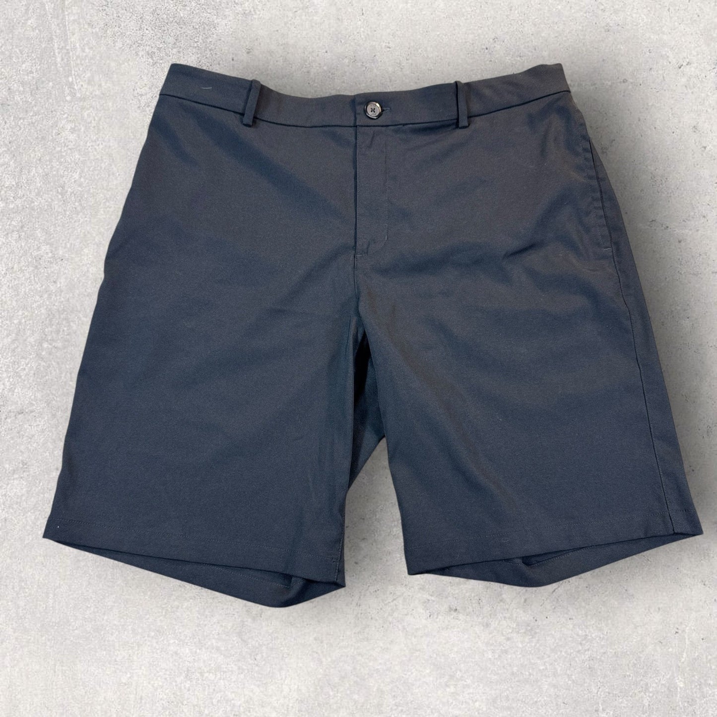 Nike Chino Shorts mens Large Black Golf Tour Dri-Fit Performance Flat Front