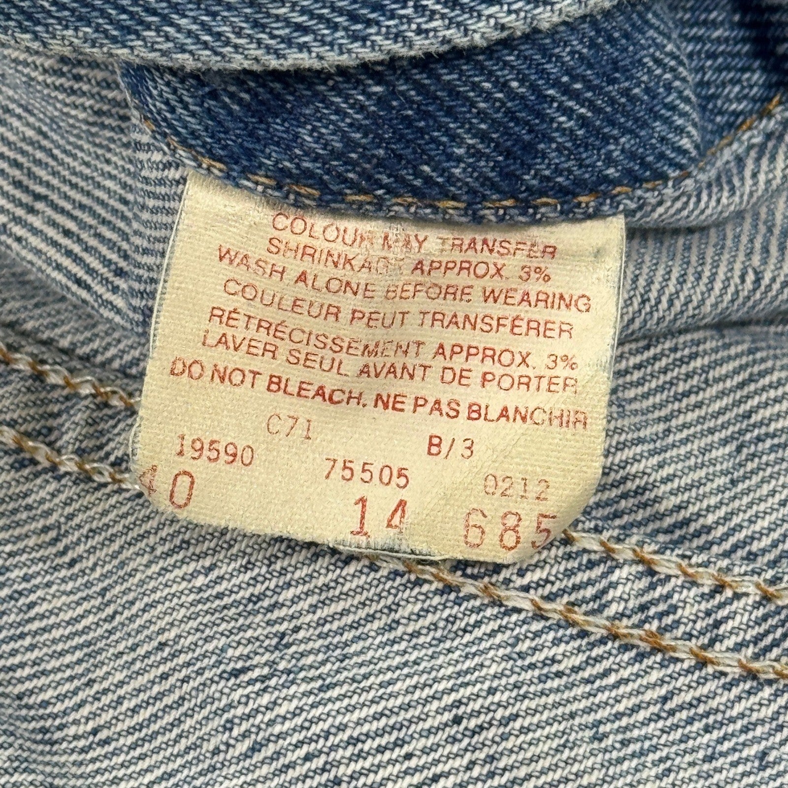 Vintage Levi's 75505-0212 Denim Jacket mens Sz 40 Blue Orange Tab Canada Made