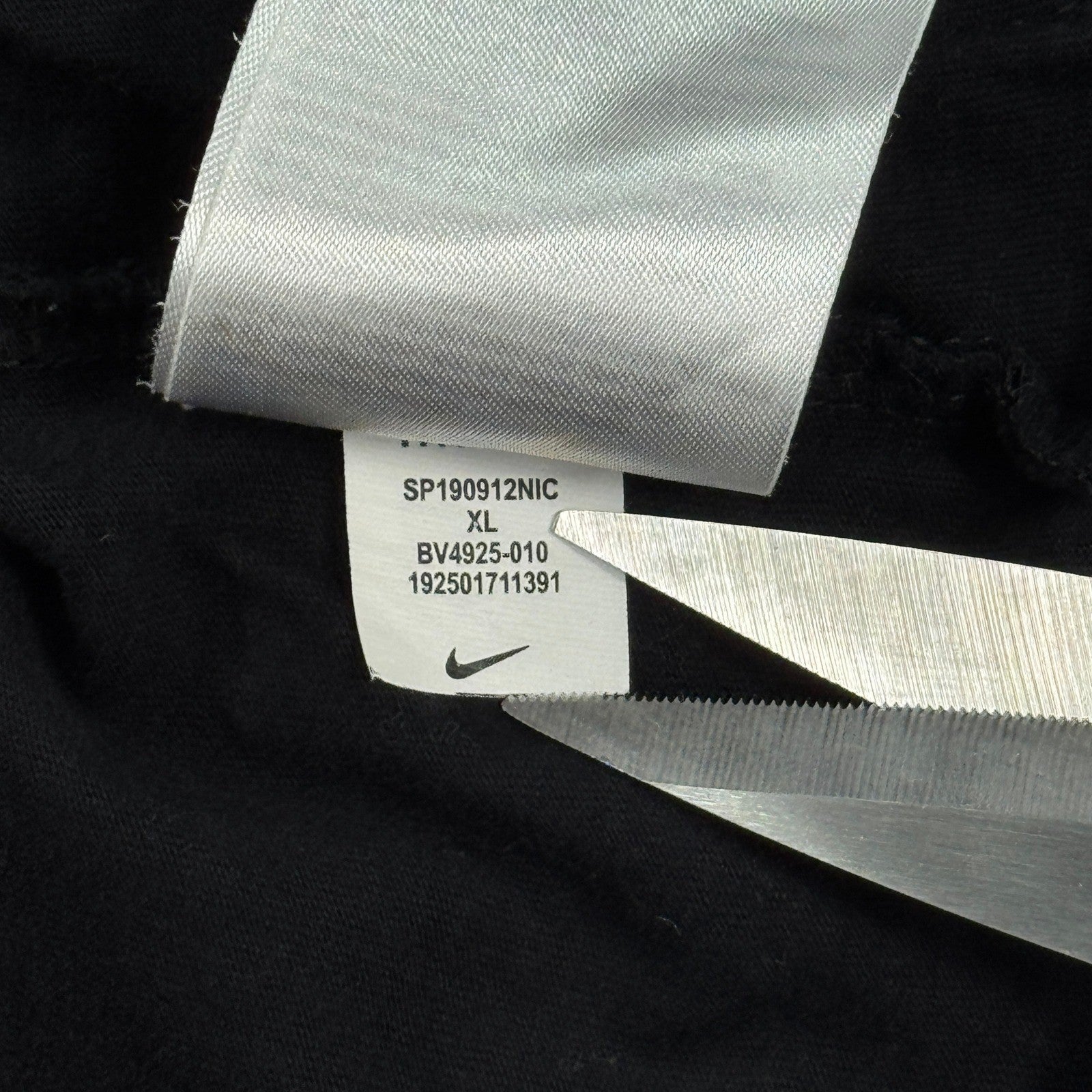 Nike Air Max Graphic Print T-Shirt mens XL Black Short Sleeve Casual Crew Neck