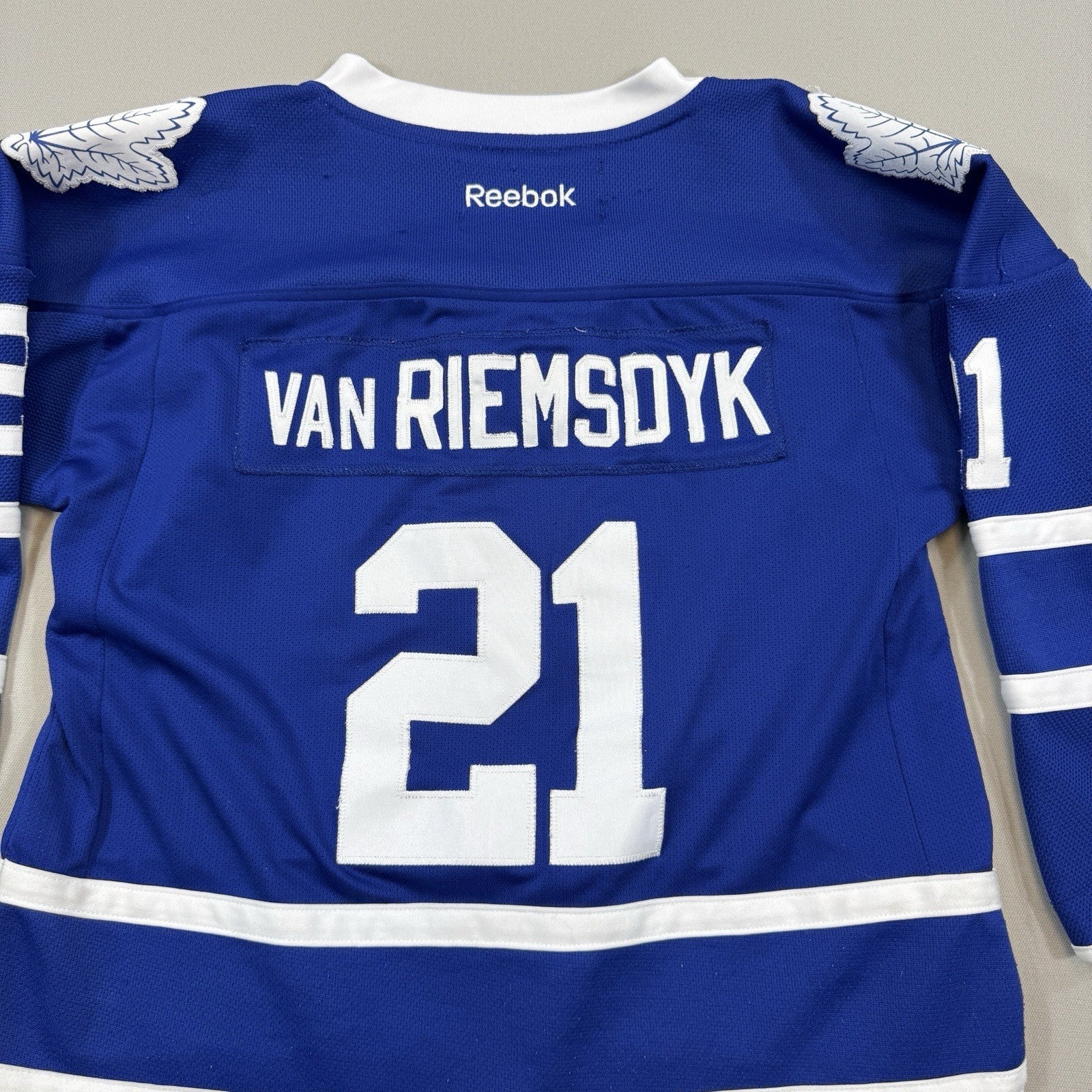 Reebok NHL James Van Riemsdyk #21 Toronto Maple Leafs Youth L/XL Hockey Jersey