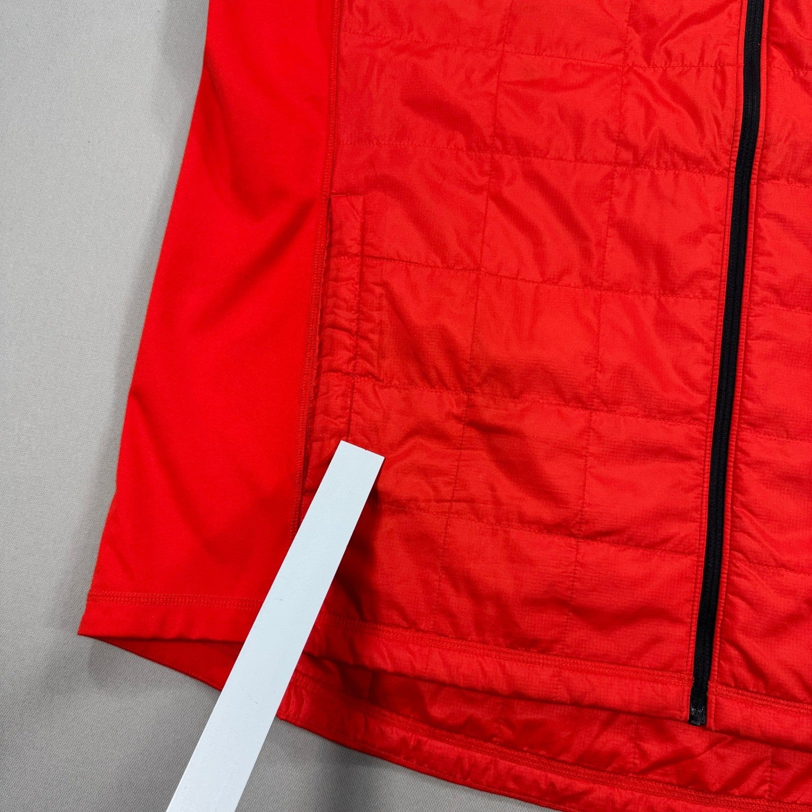 MEC Kingslet Puffer Vest Mens 2XL Orange Quilted Full Zip Insulated Outdoor