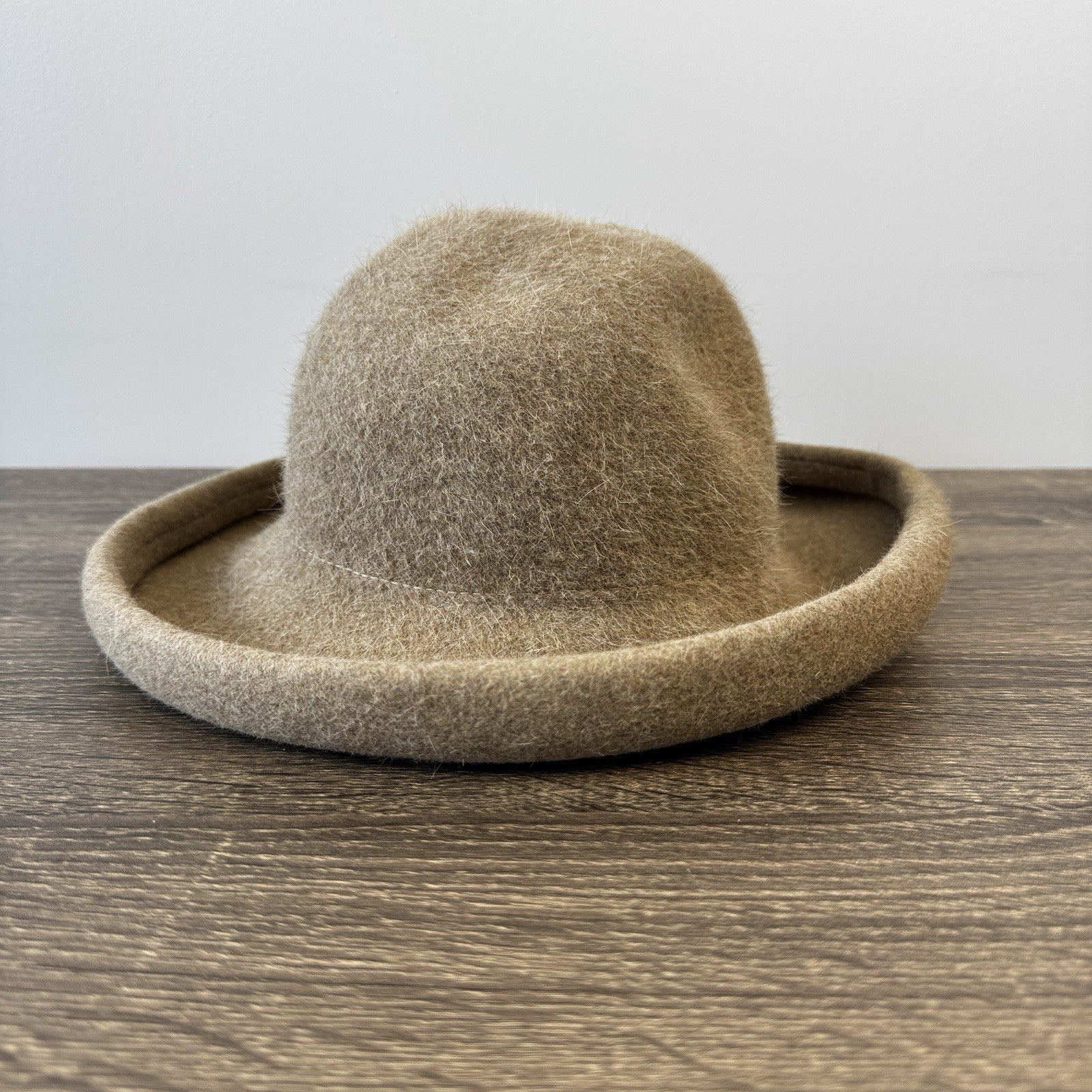 Vintage Eric Javits Squishee Felt Wool Bucket Hat Womens Light Brown Made In USA