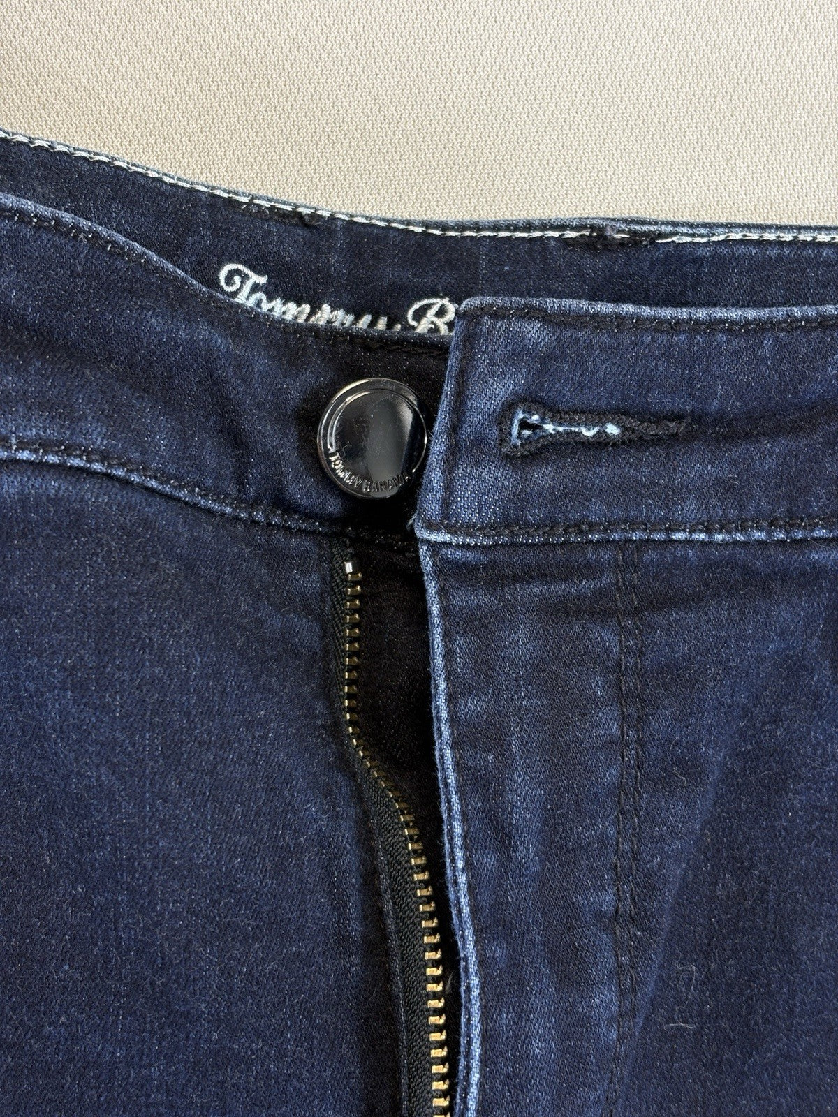 Tommy Bahama Jeans Straight Leg mens 30x28 Dark Blue Denim Dark Wash Stretch