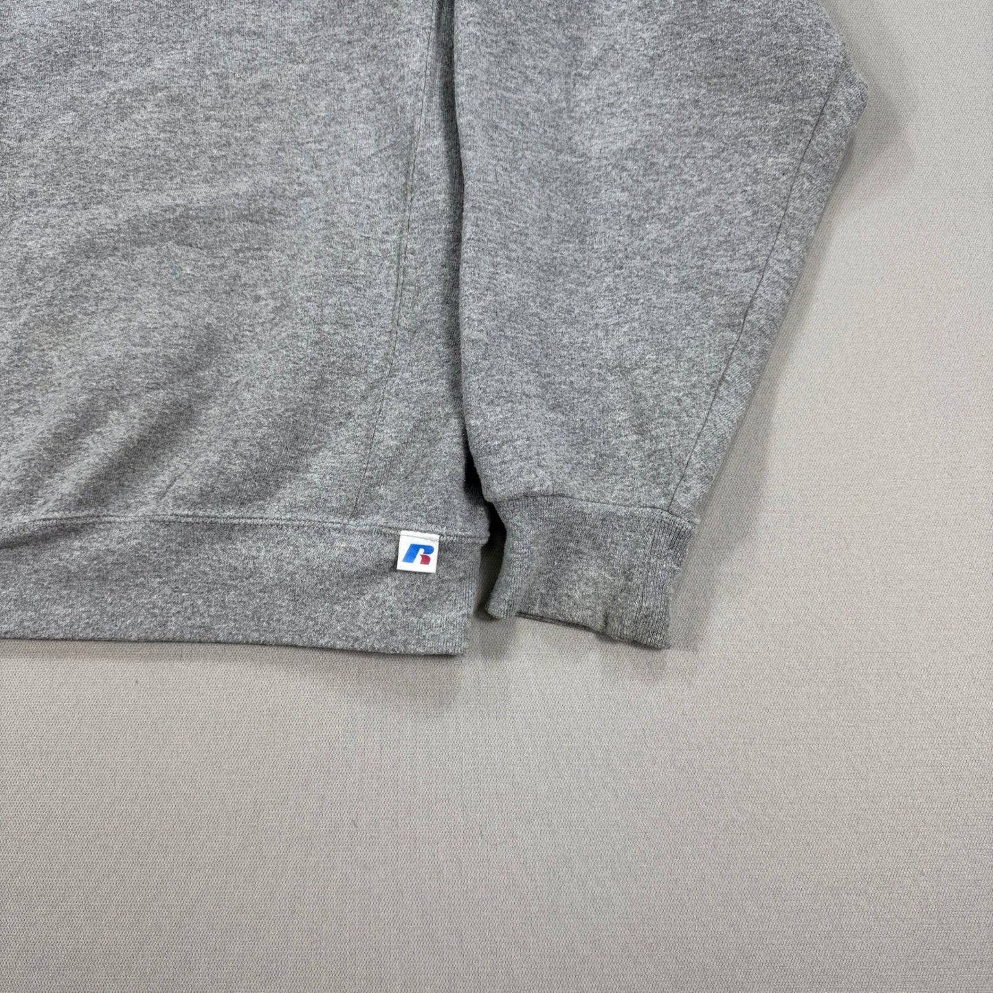 Vintage Laurentian University Pullover mens Large Sweatshirt Russell Athletic