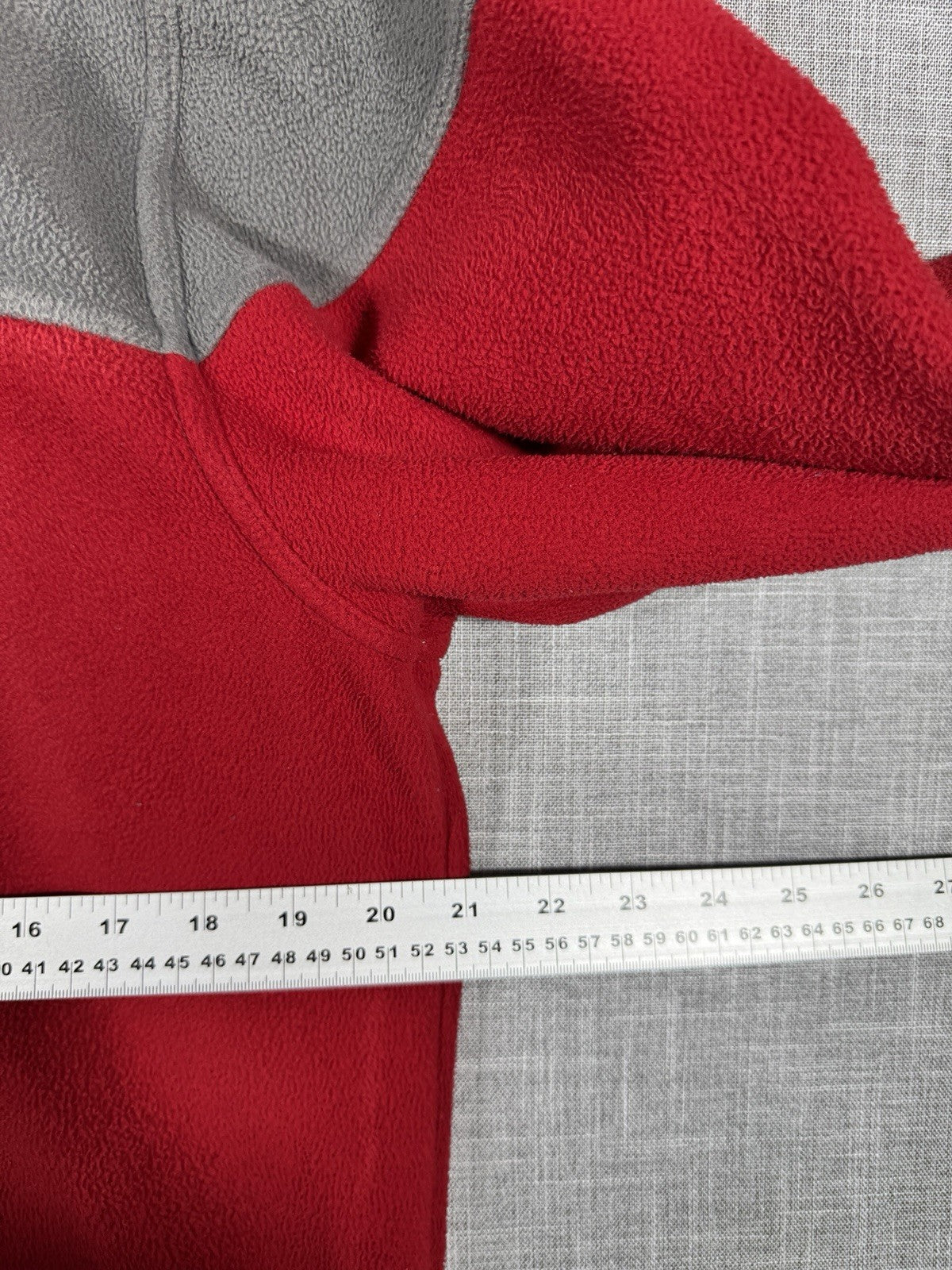 Brooks Brothers Red Two Tone Fleece Men’s Large Long Sleeve Pullover Sweater