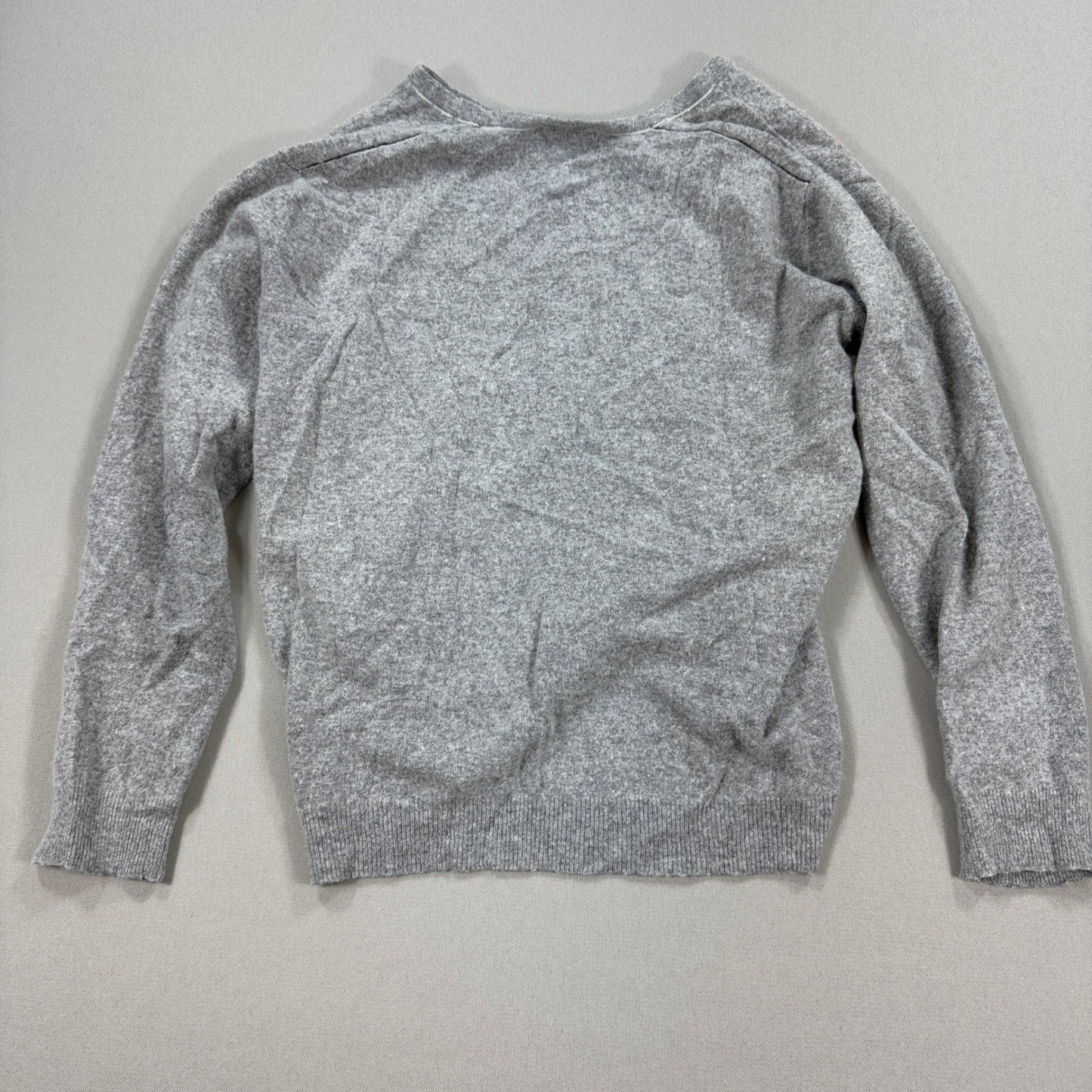 Lacoste V-Neck Sweater mens Size 6 Gray Wool Cashmere Blend Logo Pullover