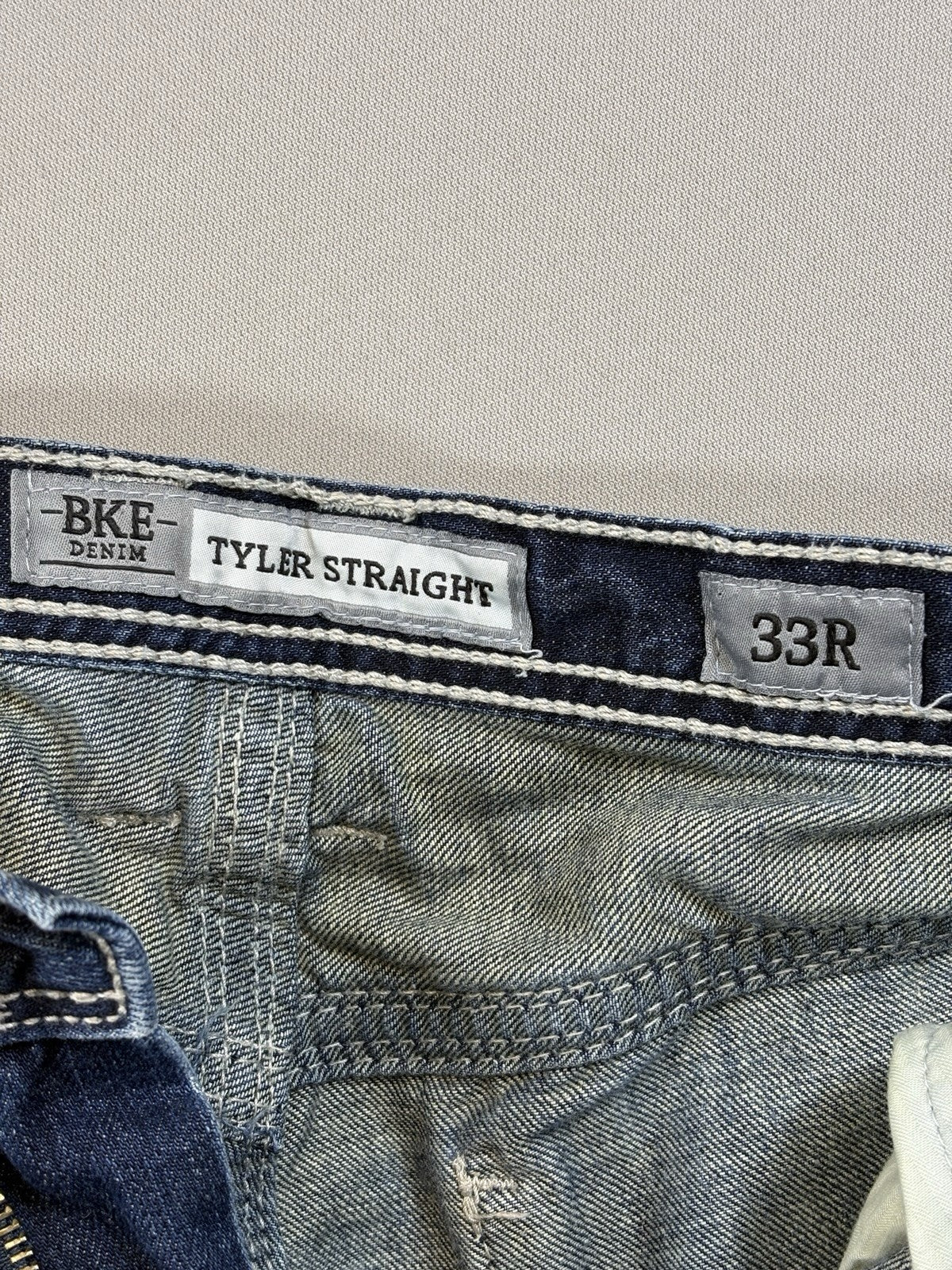 BKE Denim Tyler Straight Blue Jeans mens 33R Distressed Dark Wash Stretch