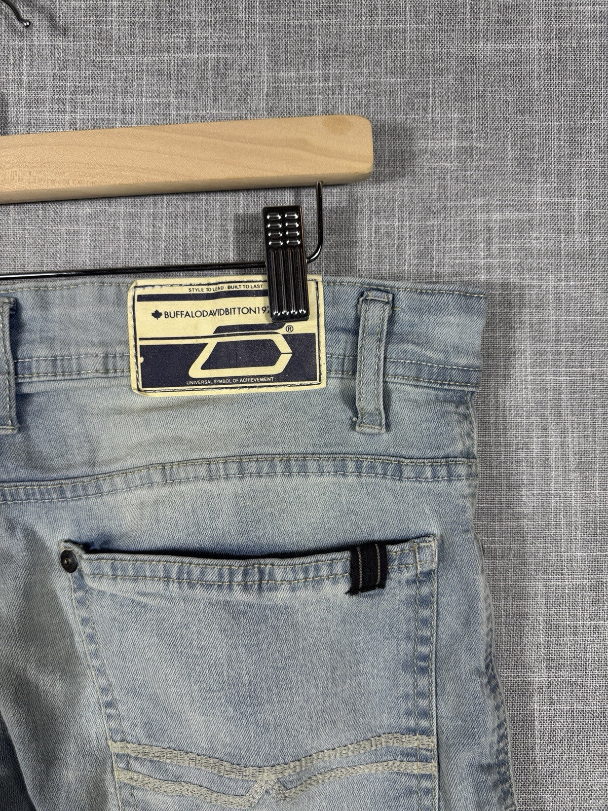 Buffalo David Bitton Evan X Blue Shorts Light Wash Mens Size 32