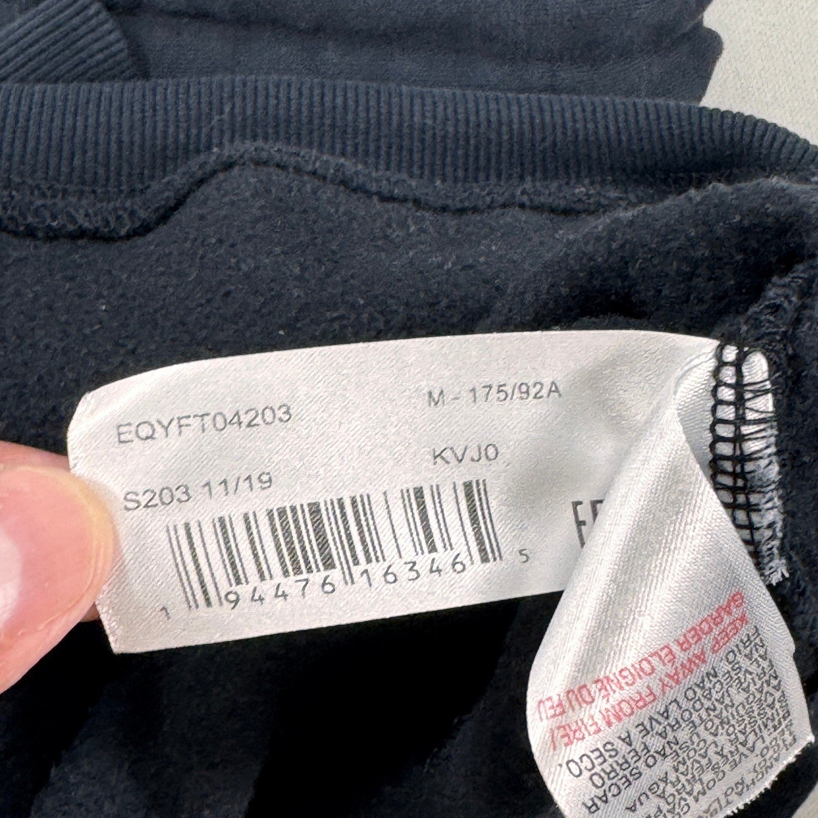 Quiksilver Hoodie mens Medium Black Big Logo Graphic Pullover Drawstring Fleece