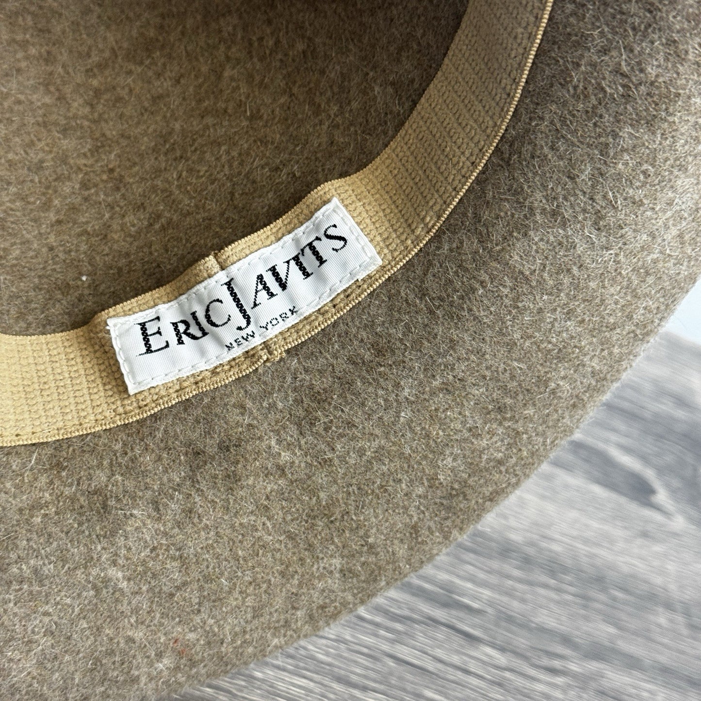 Vintage Eric Javits Squishee Felt Wool Bucket Hat Womens Light Brown Made In USA