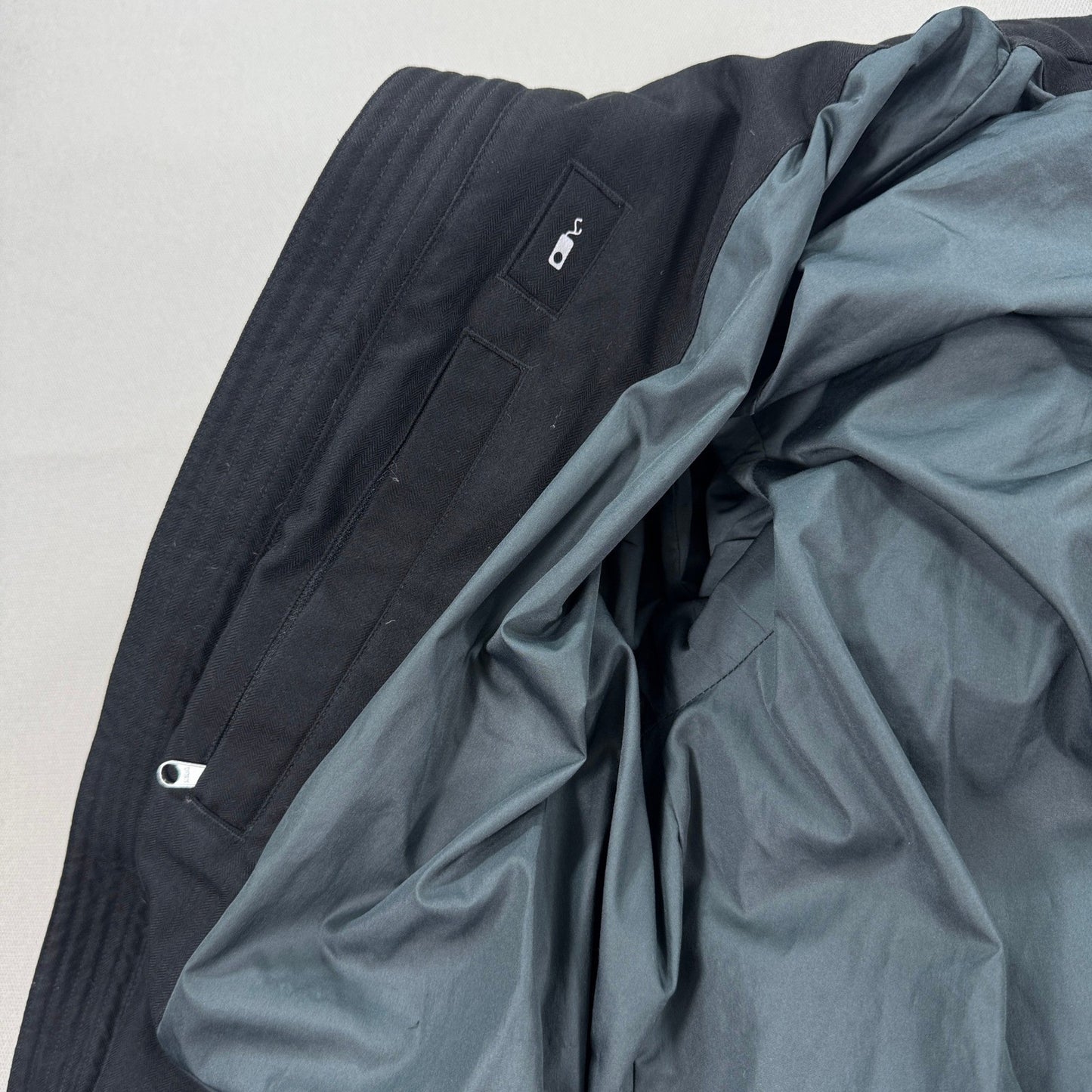 Marmot 700 Down Filled Coat mens Medium Two Toned Winter Coat