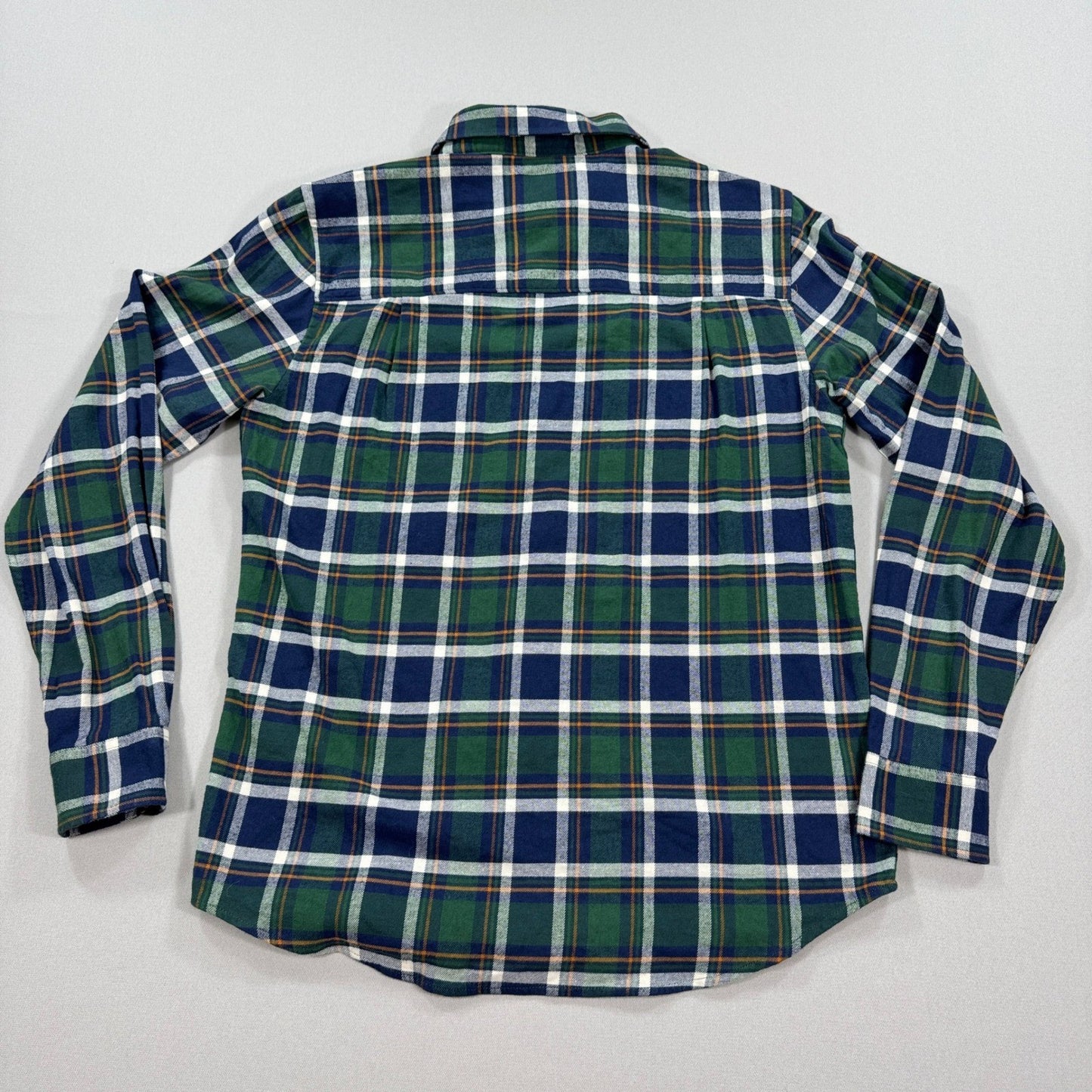 NWT Wind River Outfitters Mens Medium Flannel Shirt Plaid Button Down Green Blue