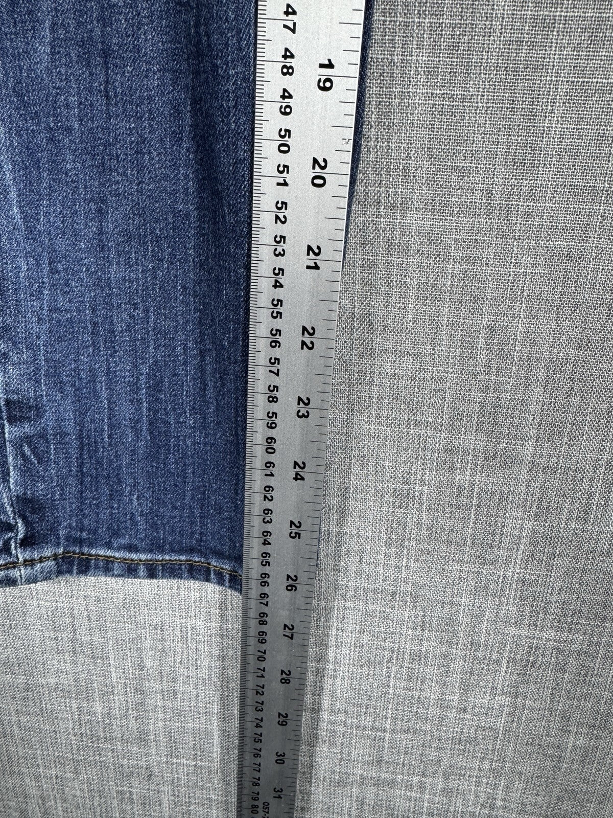 Kut From The Kloth Jeans Skinny Stretch Womens Slightly Distressed Size 8