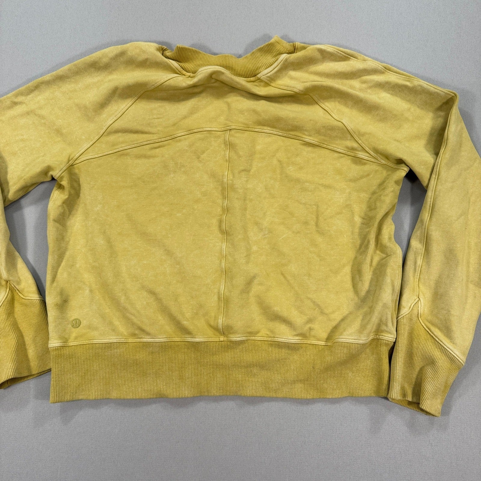 Lululemon Ready To Roll Sweatshirt Womens Medium Yellow Crop Boxy Crew Pullover