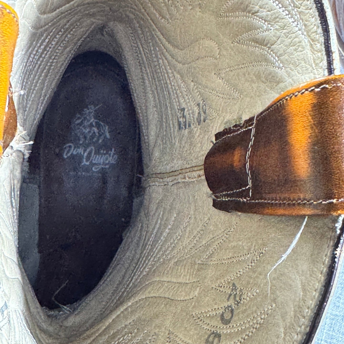 Don Quijote Cowboy Boots mens Size 11.5 Brown Leather Pointed Cut Out