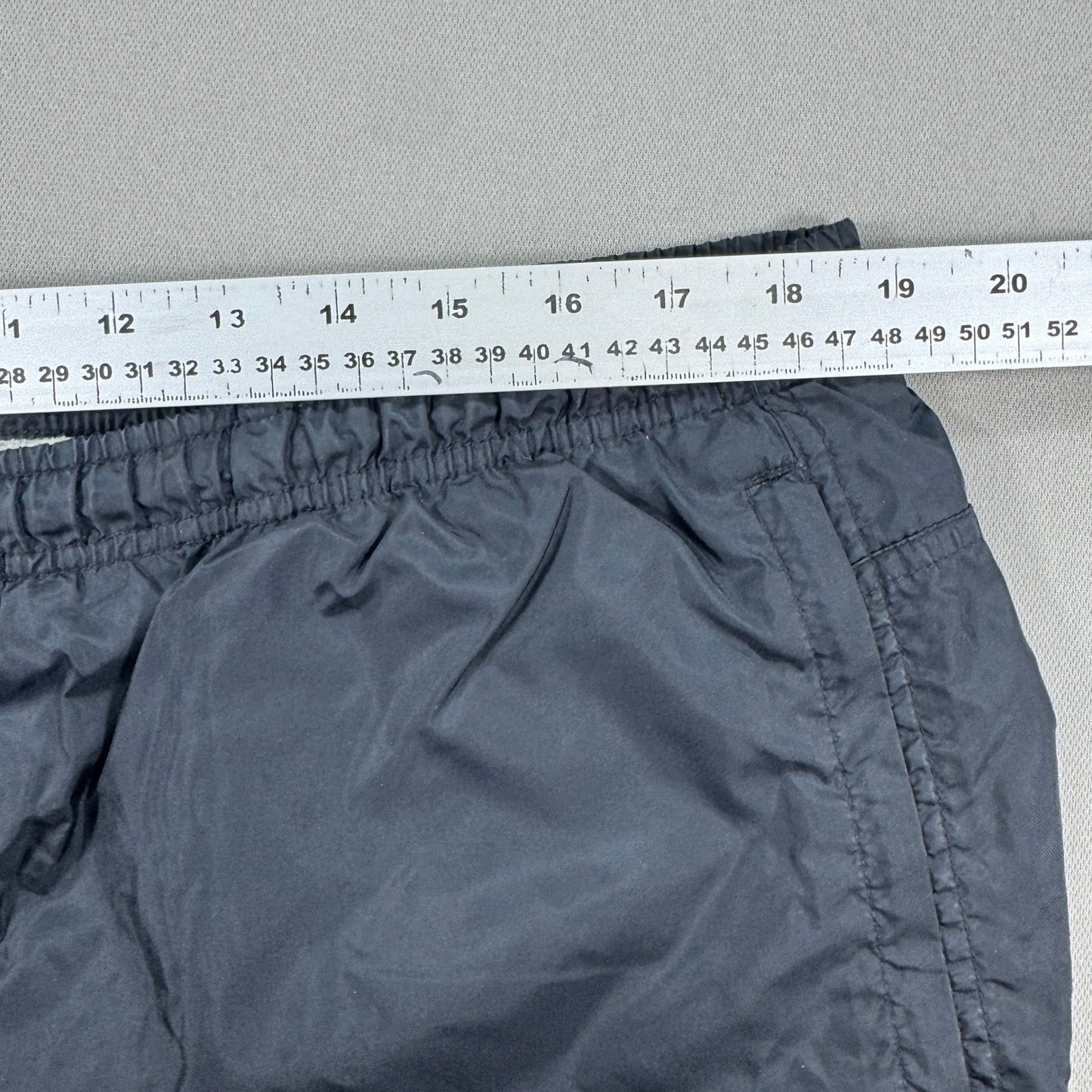 VTG Nike Track Pants Men's Large Black Zip Ankle Pockets Drawstring Windbreaker