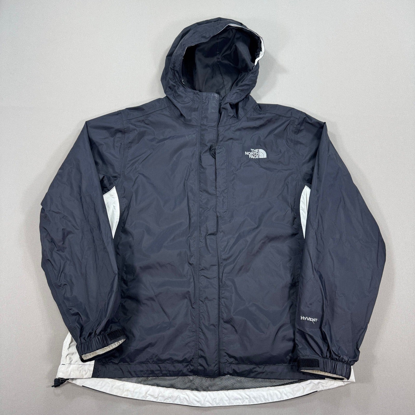 The North Face Womens Rain Jacket Size Large Full Zip Mesh Lined Hooded Black