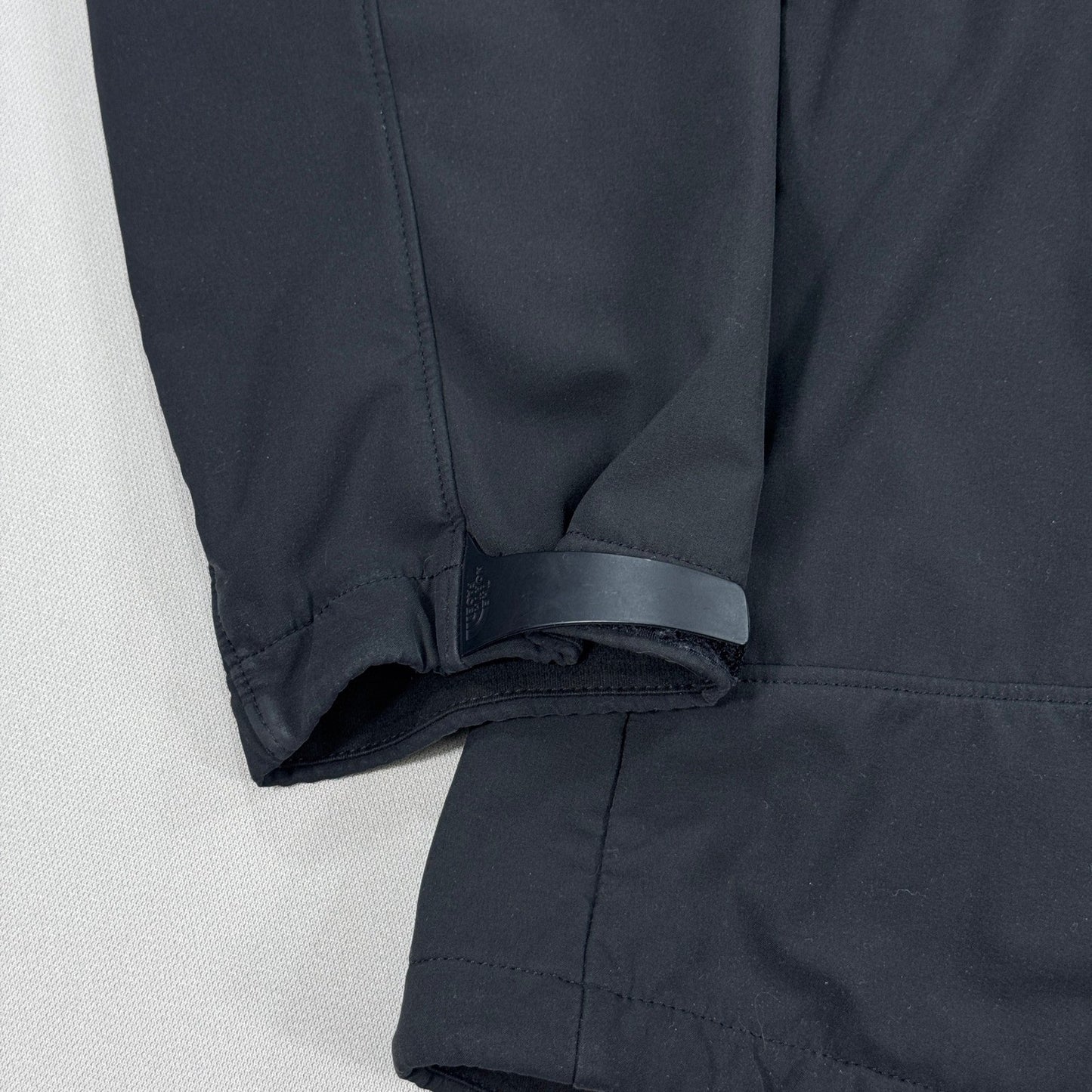 The North Face Apex Bionic Softshell Jacket mens 2XL Black Full Zip Windproof