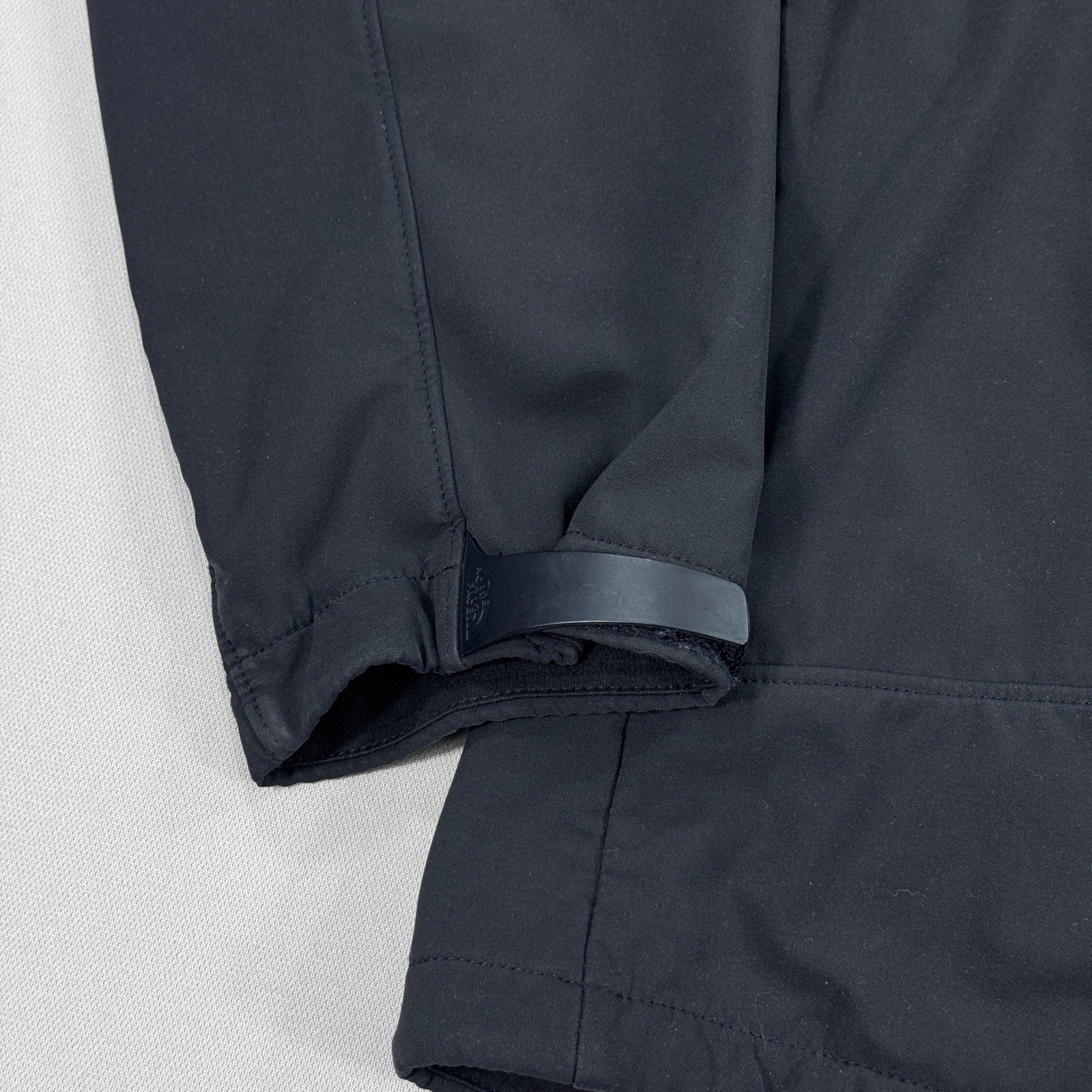 The North Face Apex Bionic Softshell Jacket mens 2XL Black Full Zip Windproof