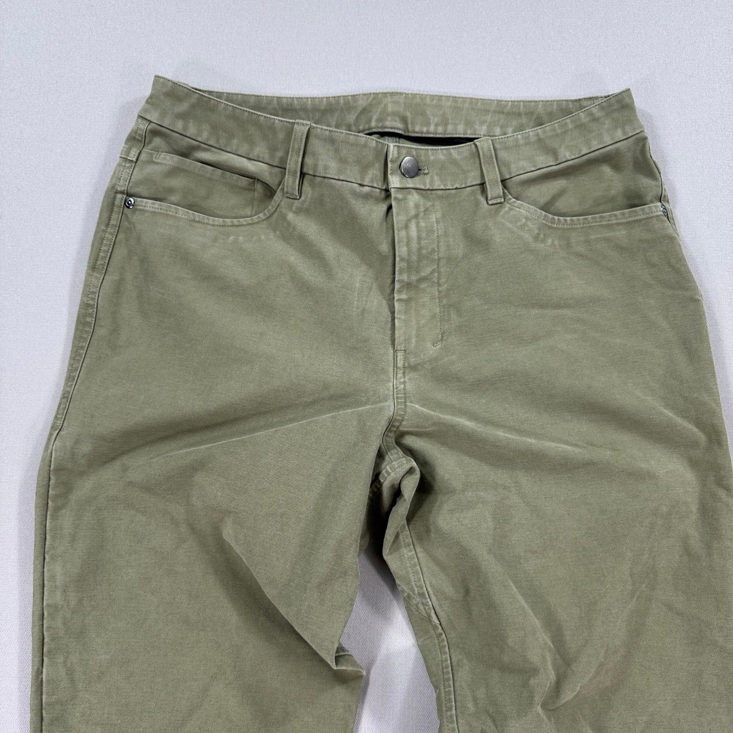 Lululemon ABC Classic Fit Khaki Pants mens Size 32 Olive Green Canvas