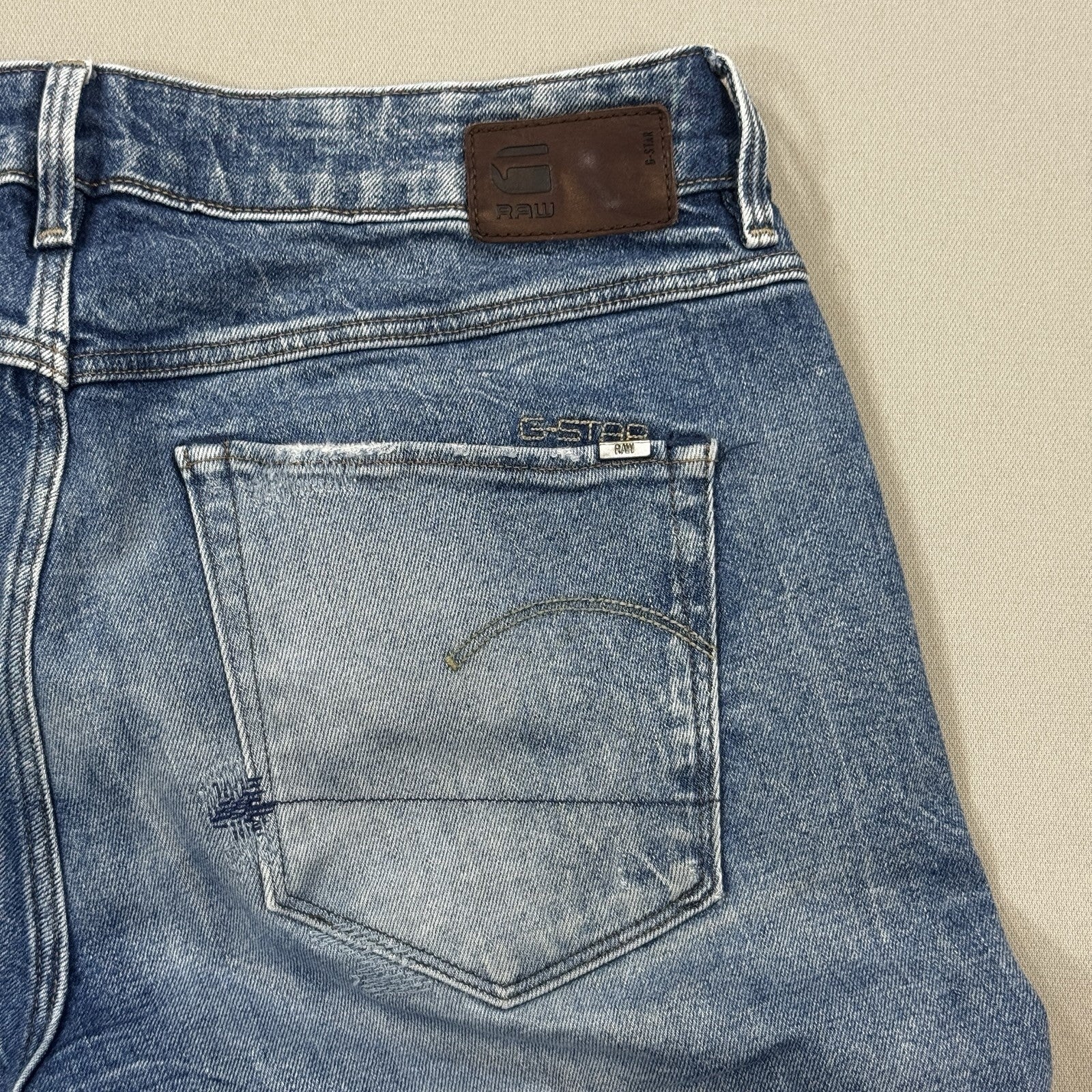 G-Star RAW 3301 Mid Waist Boyfriend Jeans Womens 27x32 Blue Denim Medium Wash