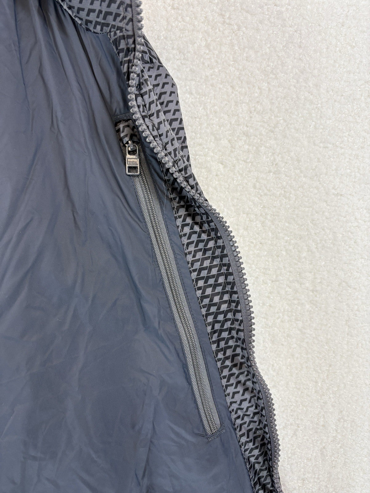 Under Armour Puffer Jacket mens XL Black ColdGear Reactor Full Zip Lightweight