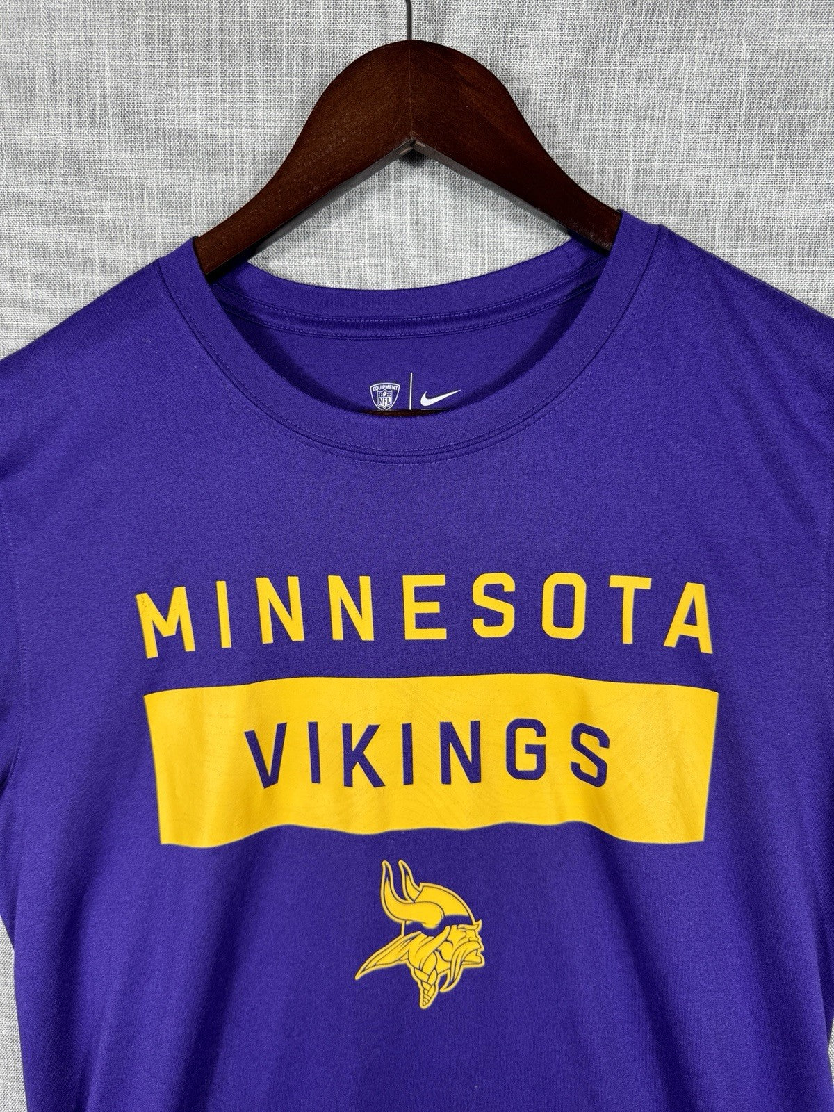 Minnesota Vikings Nike Dri-Fit NFL Equipment Training Shirt Small S