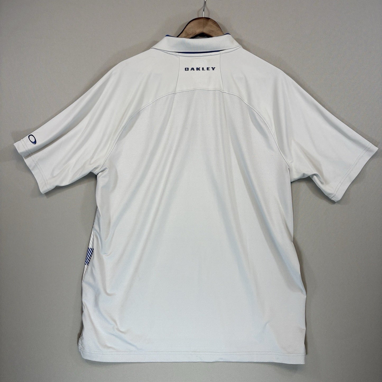 Oakley Golf Golo Polo Regular Fit mens White XL Ohydrolix Performance Shirt