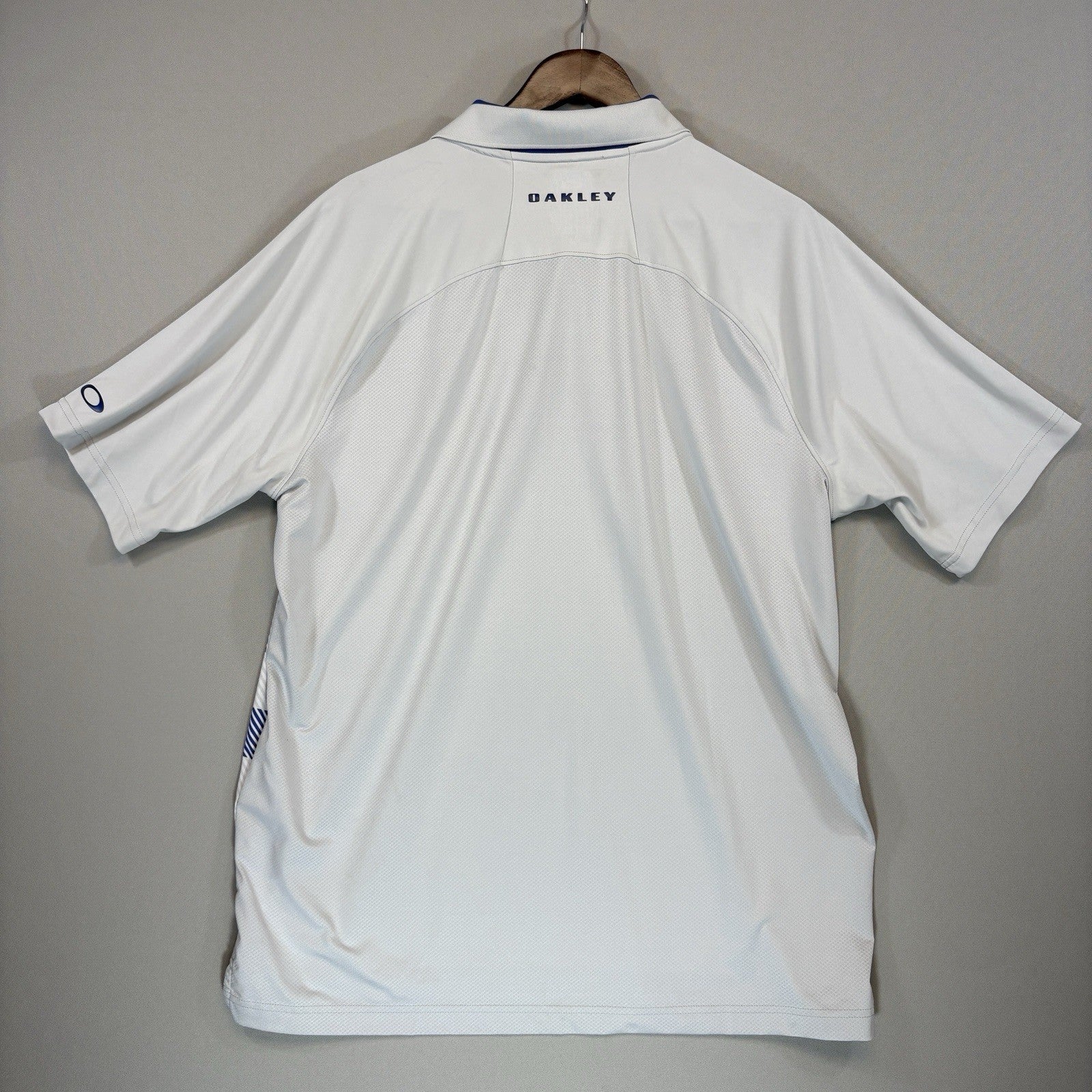 Oakley Golf Golo Polo Regular Fit mens White XL Ohydrolix Performance Shirt