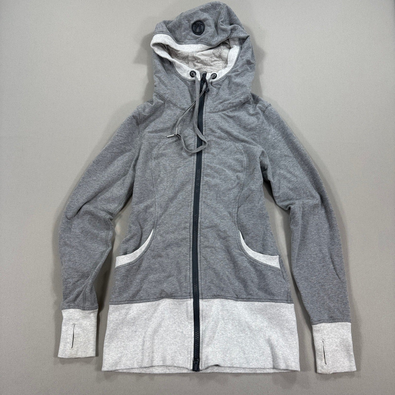 Lululemon Athletica Hoodie Full Zip Jacket Womens Sz 10 Gray Thumbholes Pockets