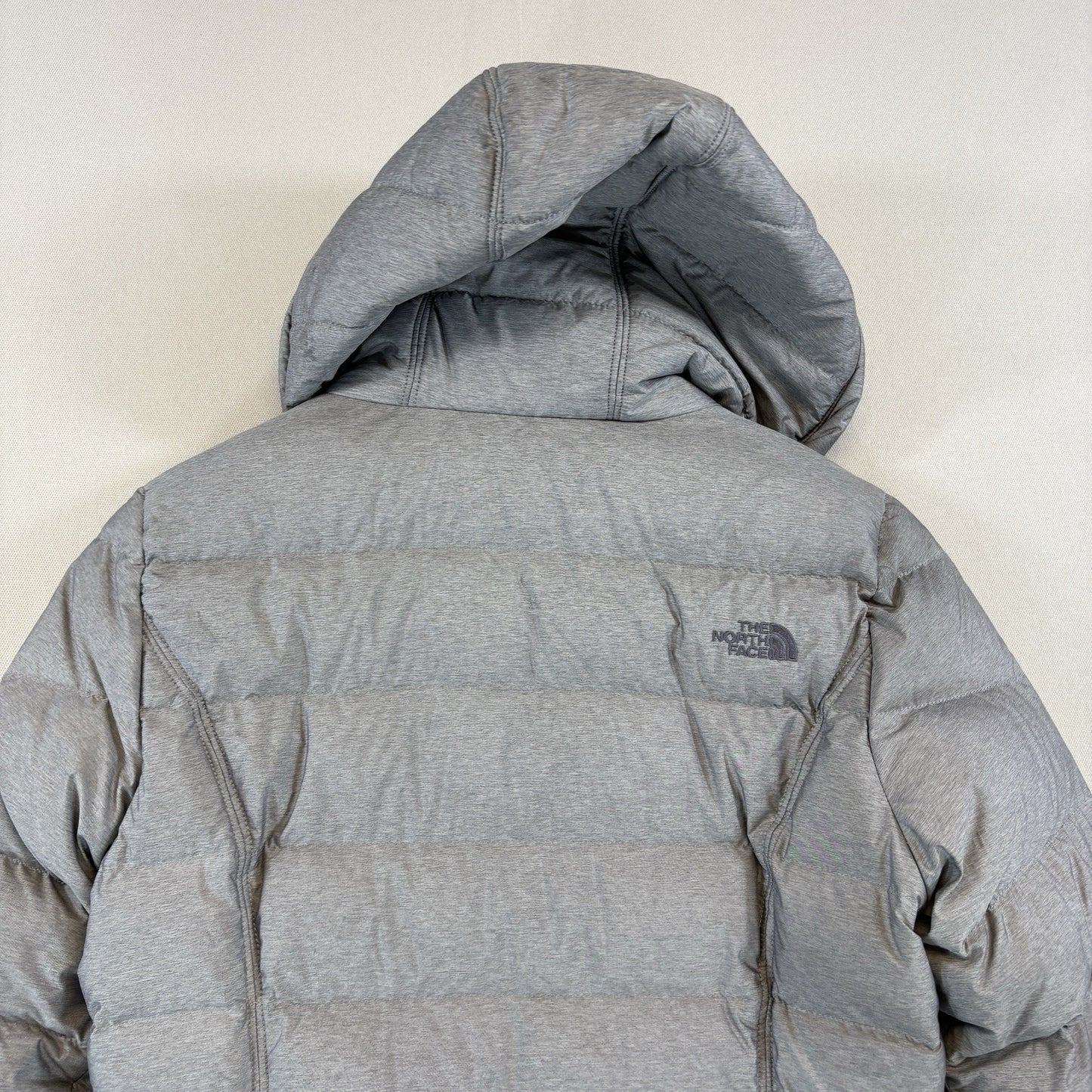 The North Face Womens Small Gray Down Puffer Jacket Hooded Zip-Up Insulated Coat