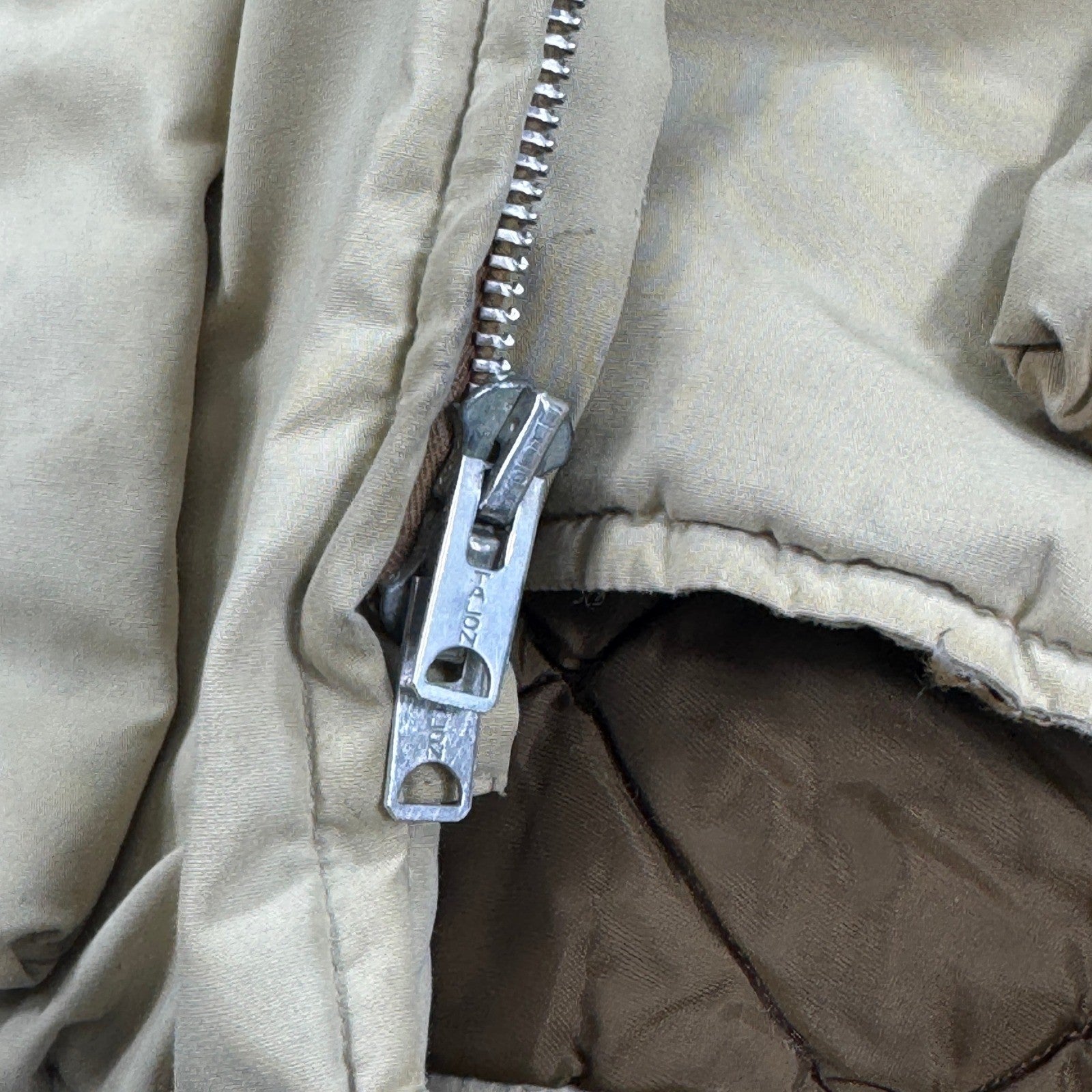 Vintage 10-X Shooting Jacket America's Finest Clothing mens Large Brown Patch