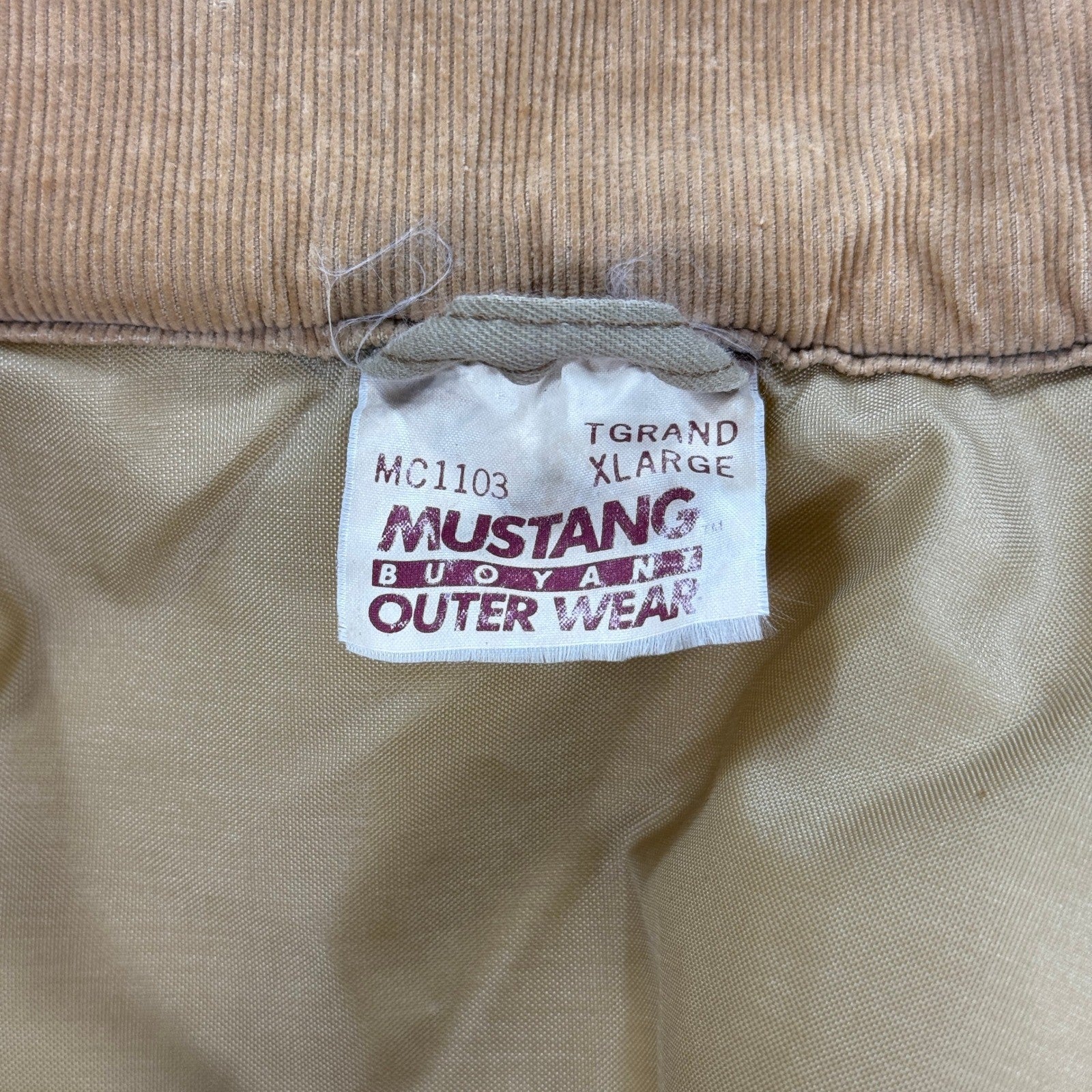 Vintage Mustang Buoyant Jacket Outerwear mens XL Camo Tan Floater Coat Hunting