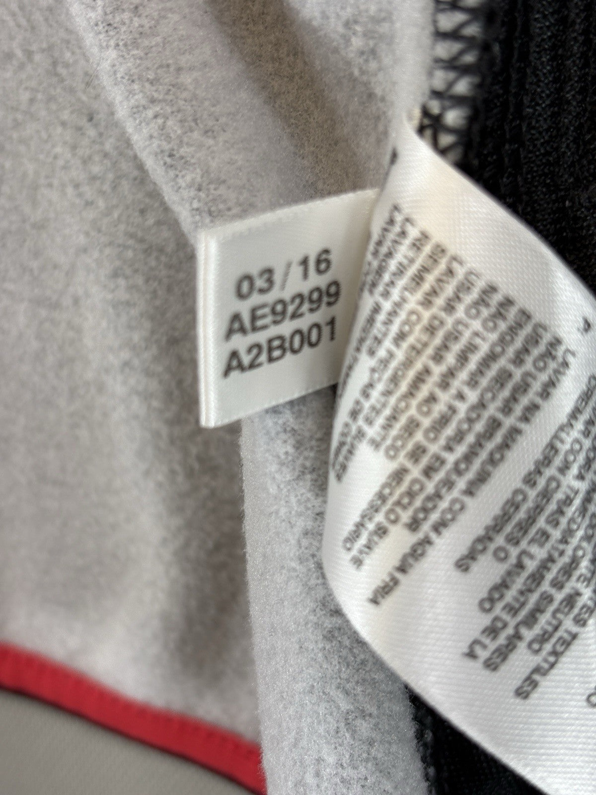 Adidas Climaheat mens 2XL Training Sweater Full Zip Red Lined Warm Athletic