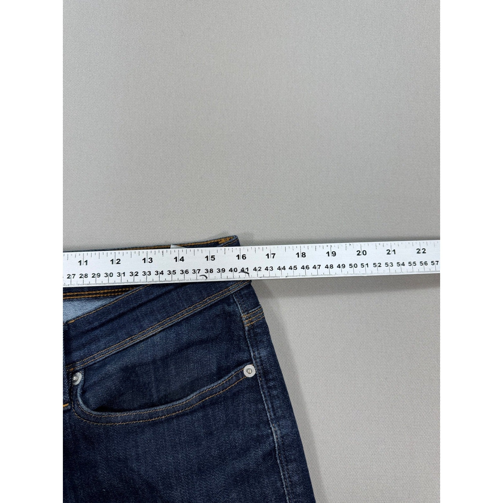 DUER L2X Slim Fit Jeans mens 32x32 Dark Wash Denim Casual Comfort Stretch