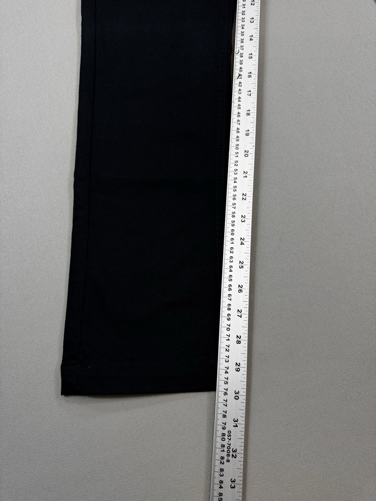 NWT Vans Authentic Chino Pants Off The Wall mens Size 28 Black Slim Fit Grunge