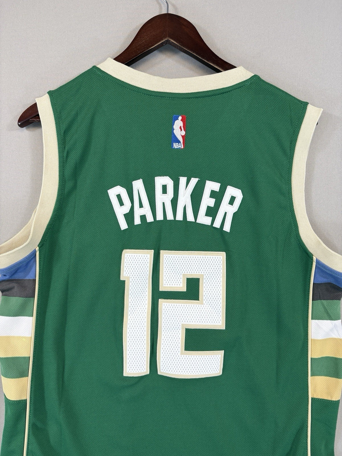 Adidas Milwaukee Jabari Parker #12 Swingman Jersey mens Medium Green +2 Length