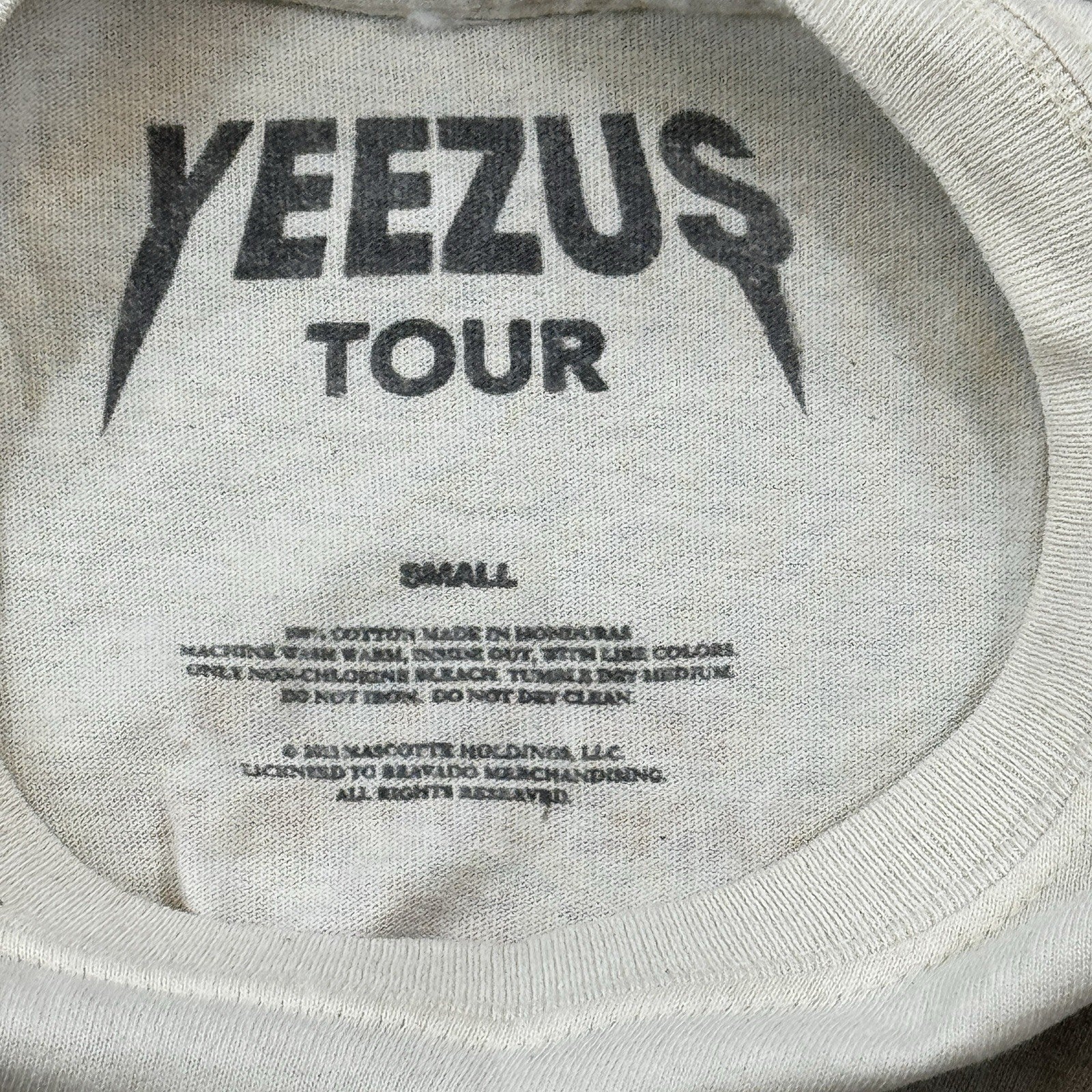Vintage Kanye West Yeezus Tour Graphic Tee Men’s Small Beige Concert Shirt