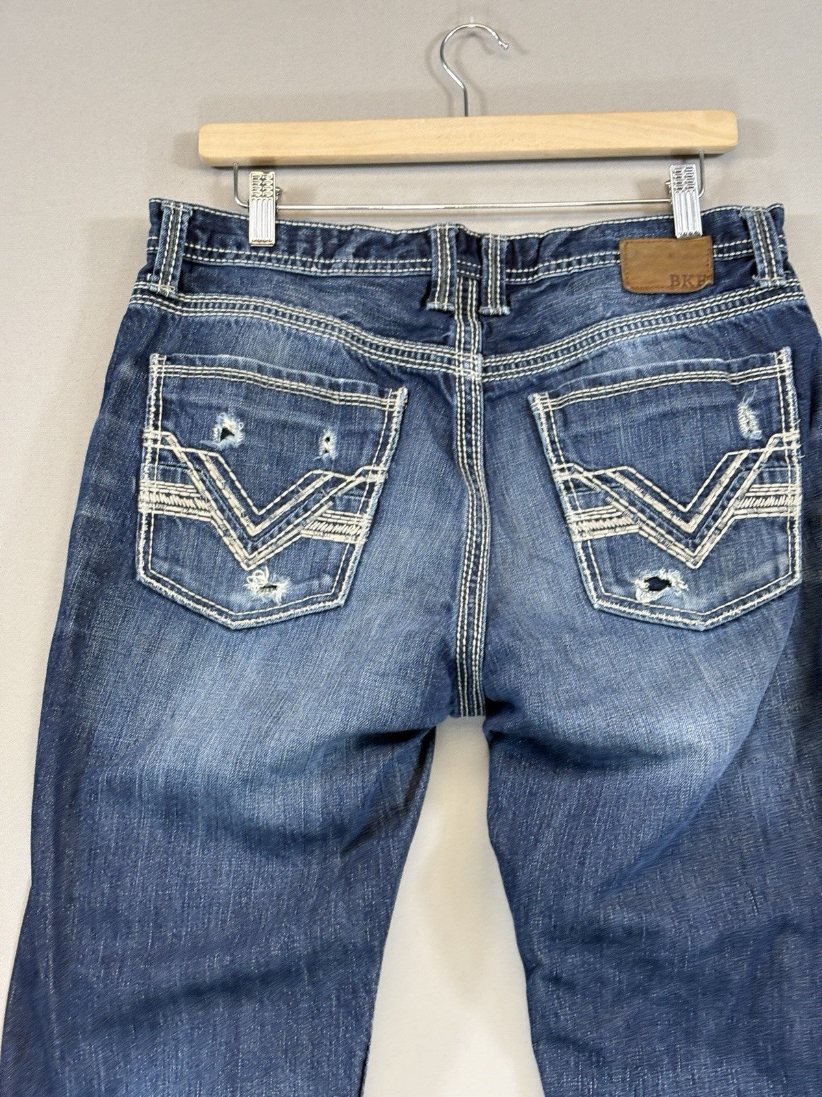 BKE Denim Tyler Straight Blue Jeans mens 33R Distressed Dark Wash Stretch