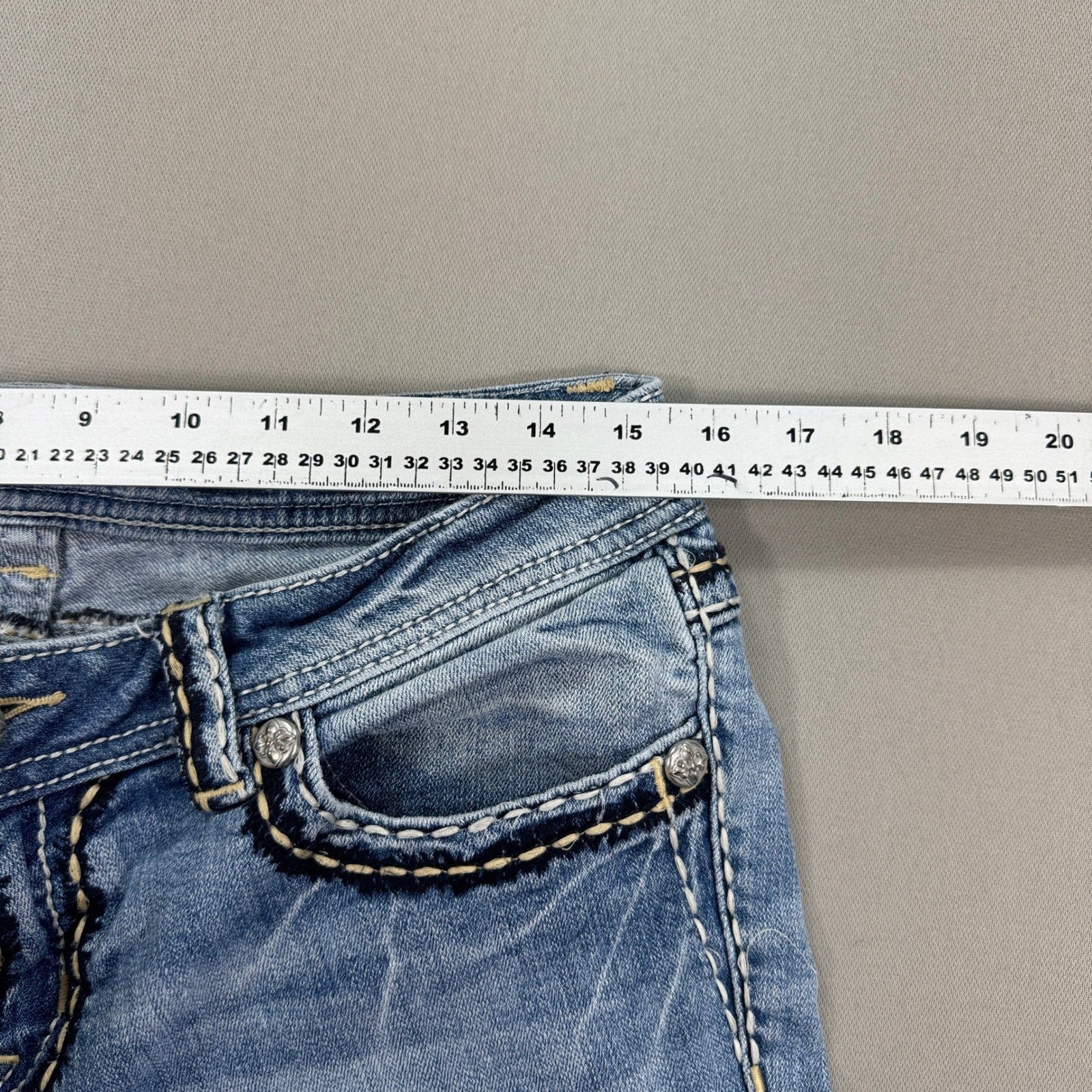 Miss Me Jeans Womens 32x30 Straight Blue Denim Embellished Pockets Distressed