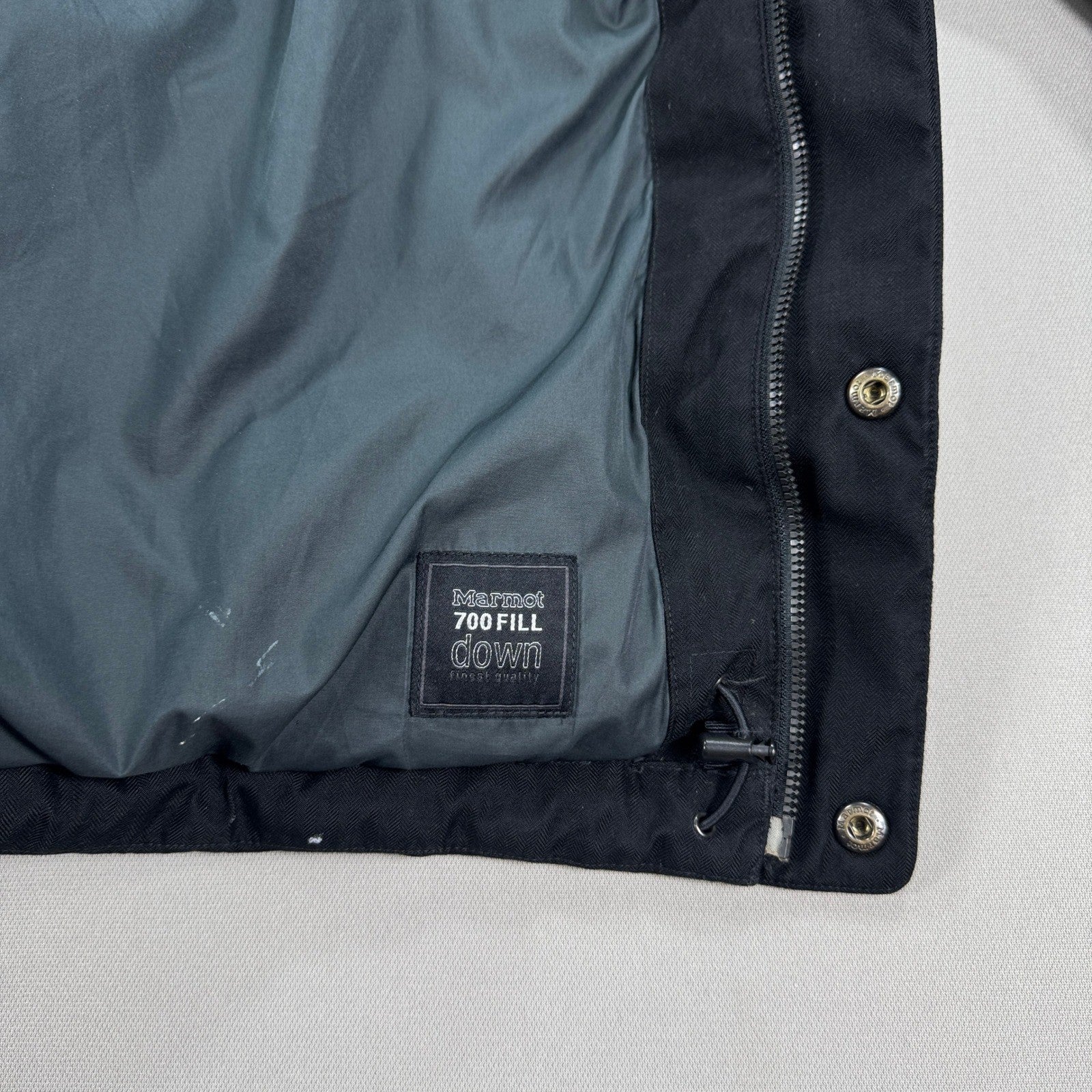 Marmot 700 Down Filled Coat mens Medium Two Toned Winter Coat