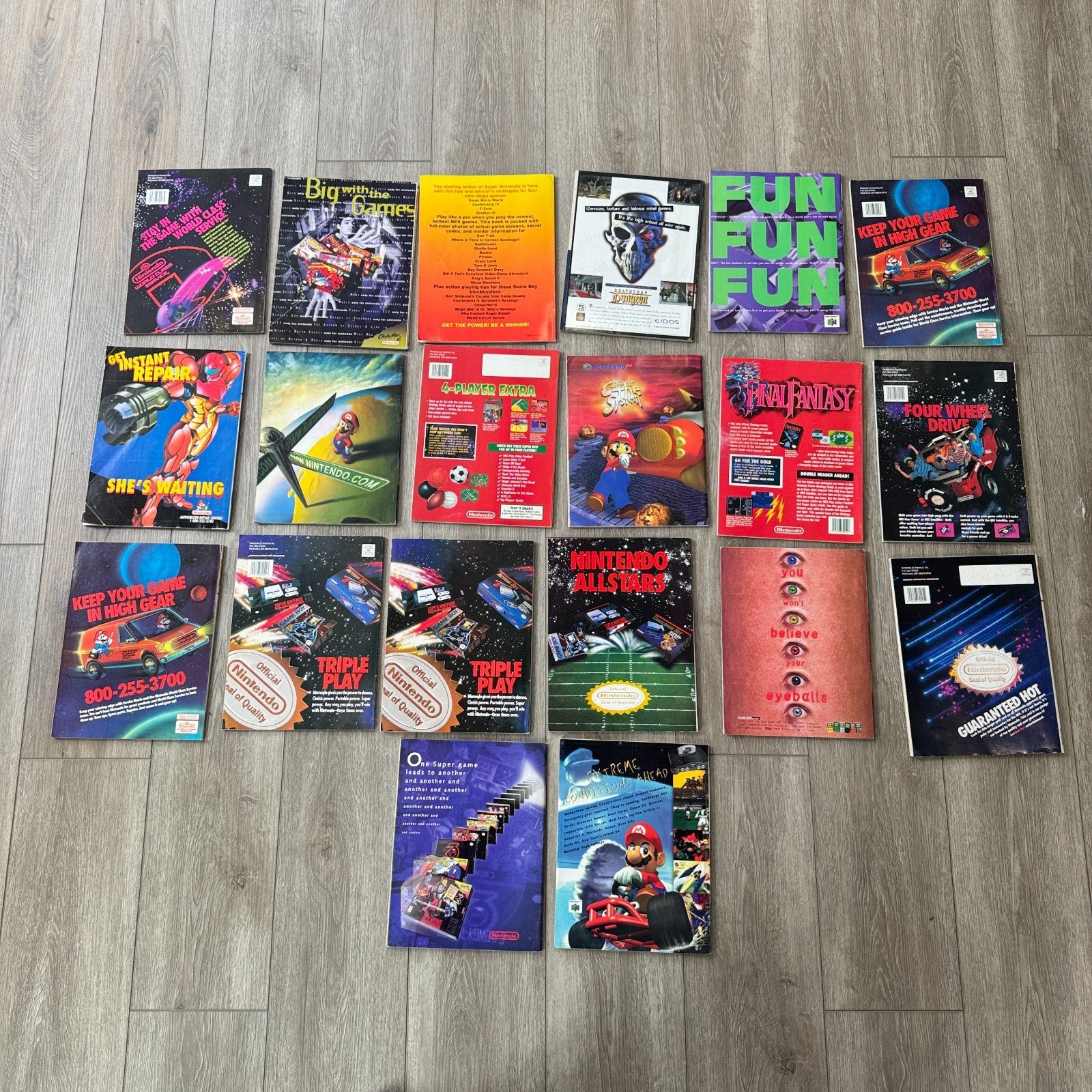 Lot of 18 Nintendo power Magazines & 1 Playstation Magazine Read Description