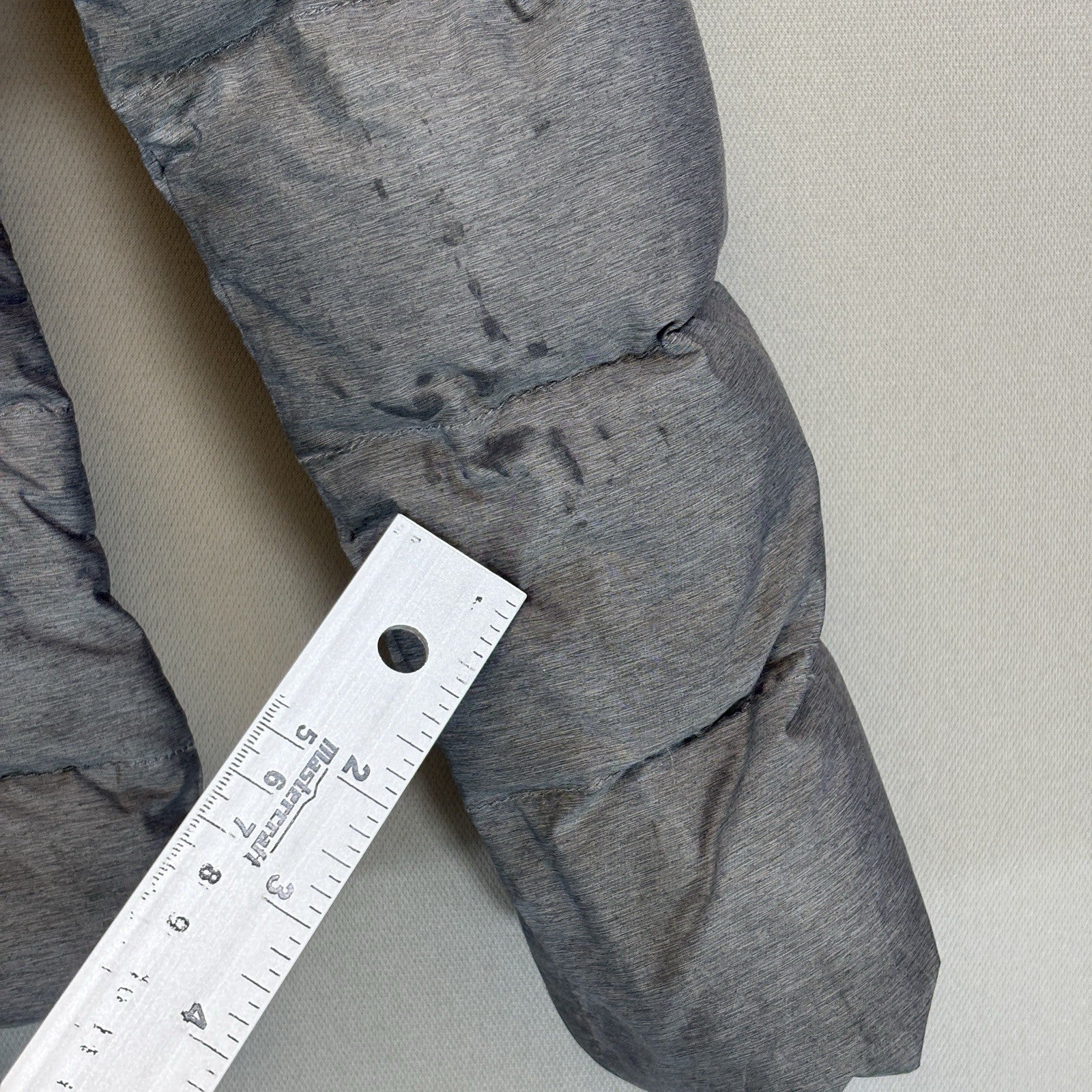 The North Face Womens Small Gray Down Puffer Jacket Hooded Zip-Up Insulated Coat