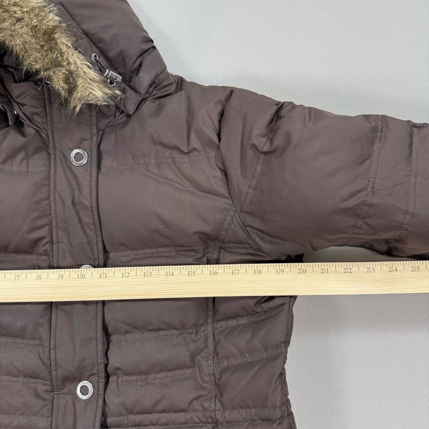 Eddie Bauer Goose Down Womens Coat Medium Fur Hood Cozy Zip & Snap Buttons