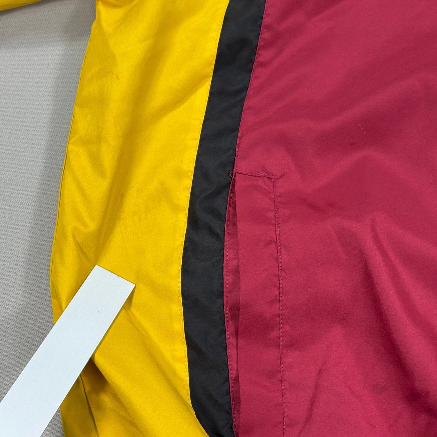 Vintage NFL Washington Redskins Jacket Mens Medium Outline Spellout Pullover