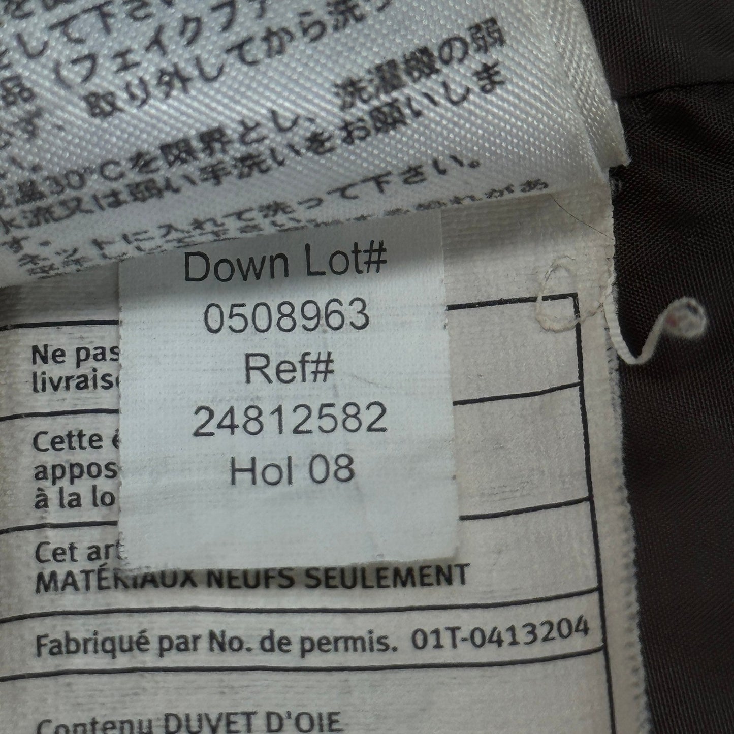 Eddie Bauer Goose Down Womens Coat Medium Fur Hood Cozy Zip & Snap Buttons