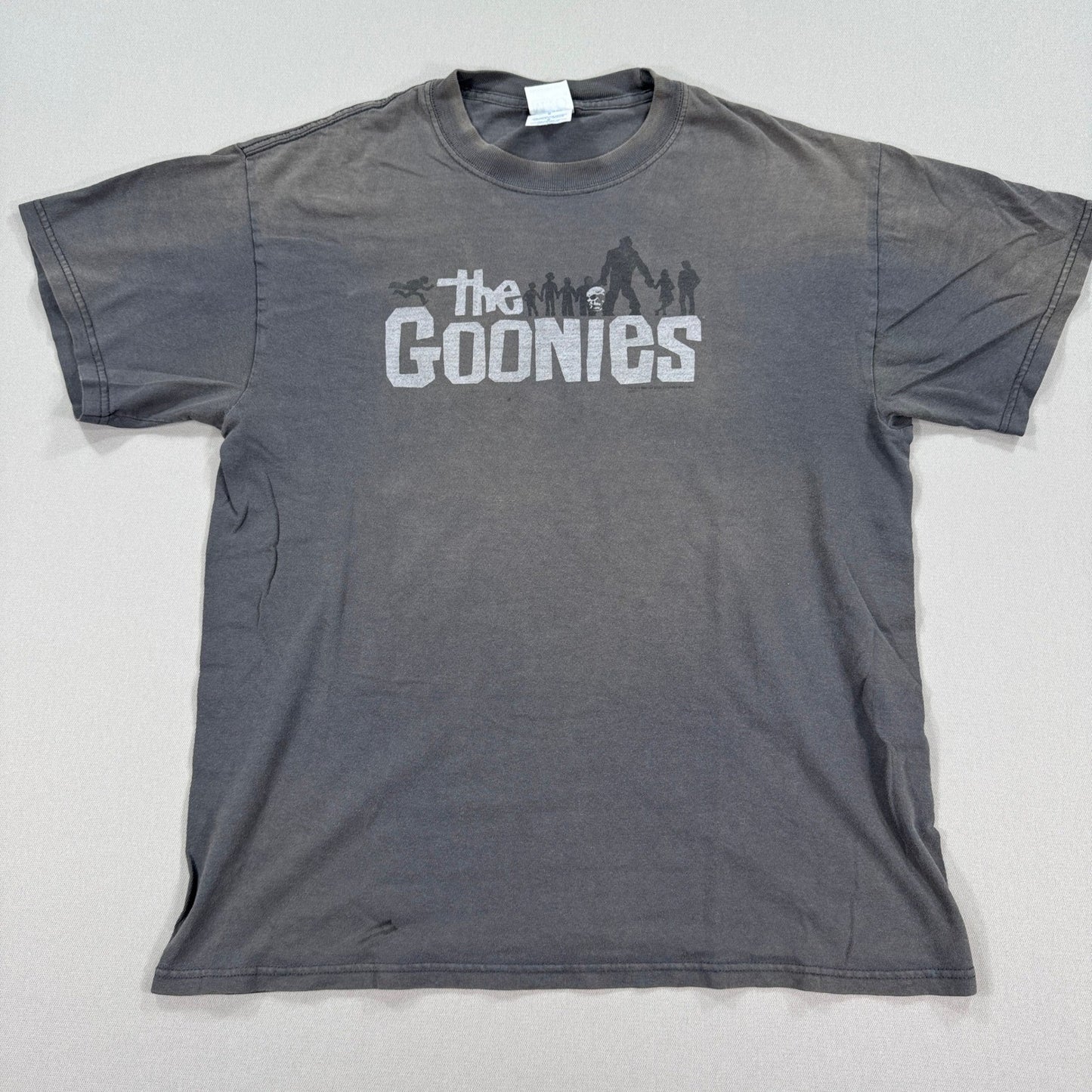 Vintage The Goonies Movie Graphic Shirt mens Medium Heather Gray Faded Y2K
