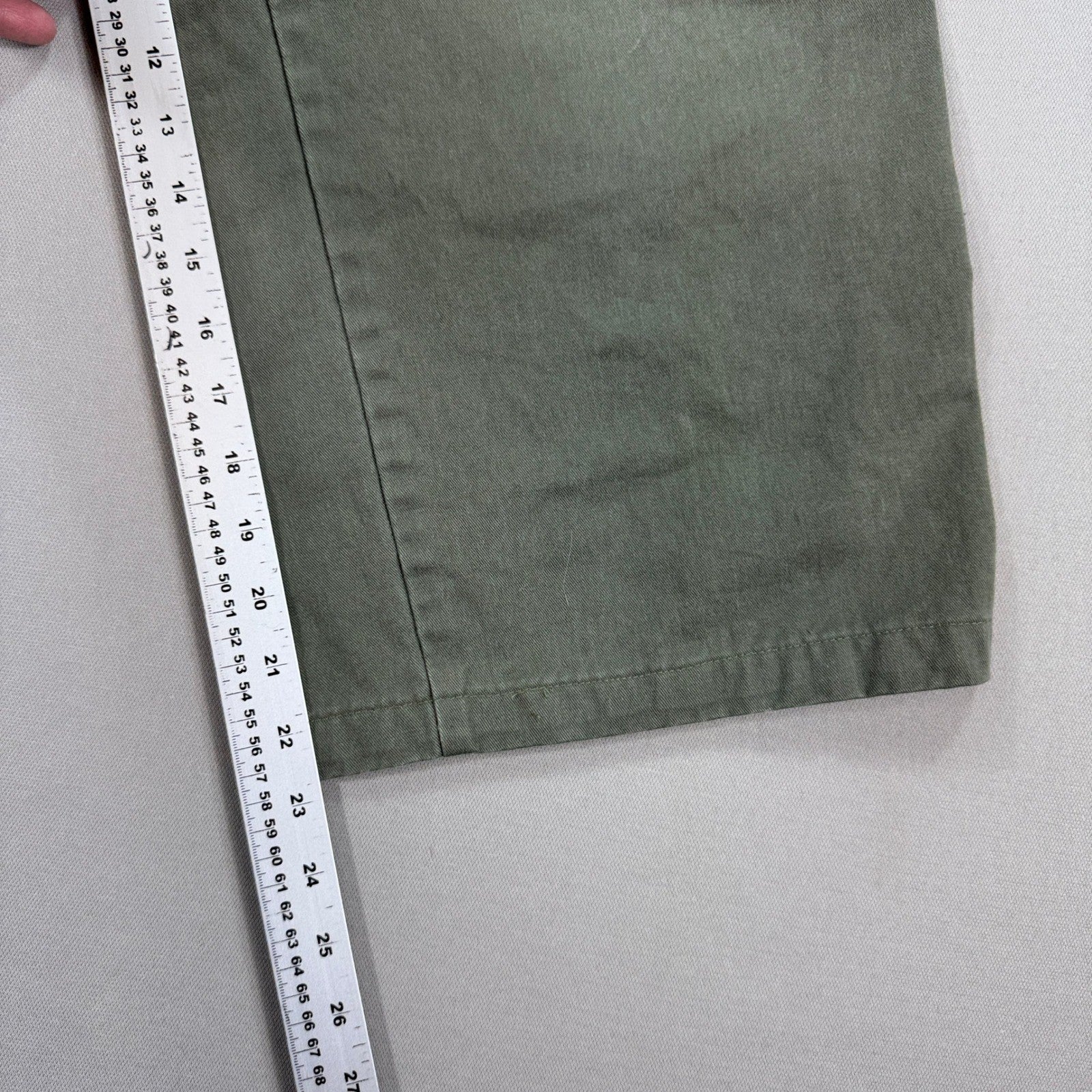 Aeropostale A87 Capri Pants Men's 34x32 Olive Green Cargo Pockets Wide Leg